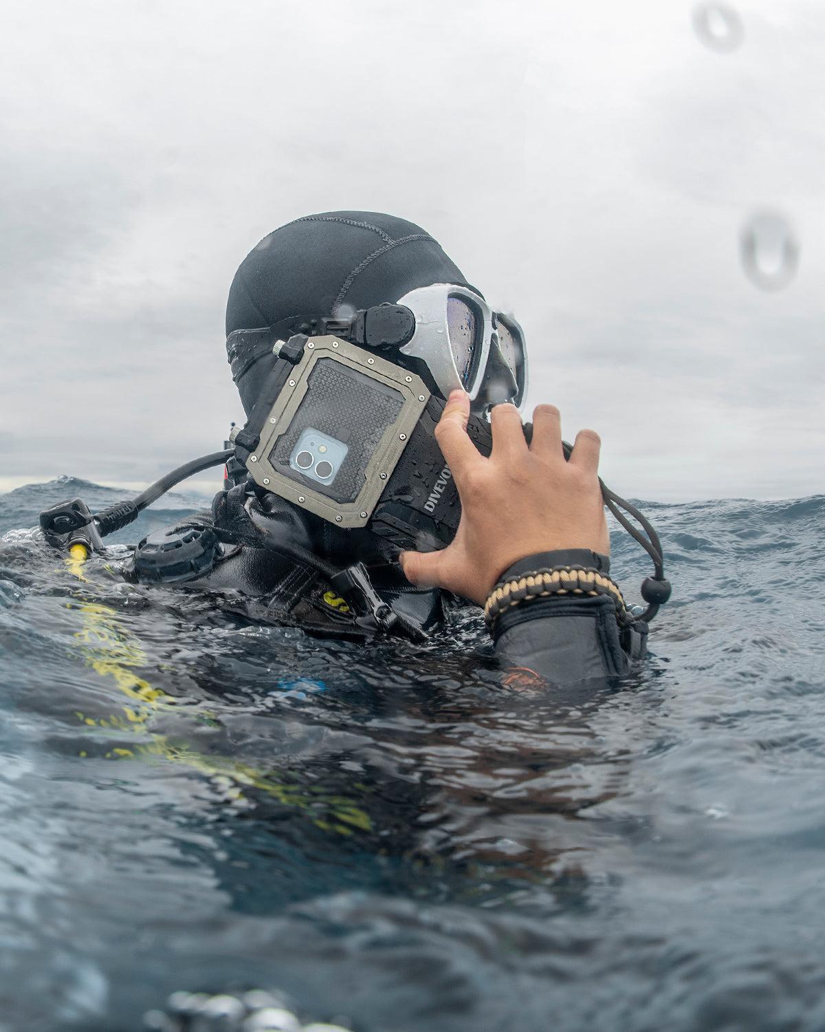 DIVEVOLK SeaTouch 4 MAX PLUS Underwater Housing for iPhone and Android – Waterproof Touchscreen Dive Case
