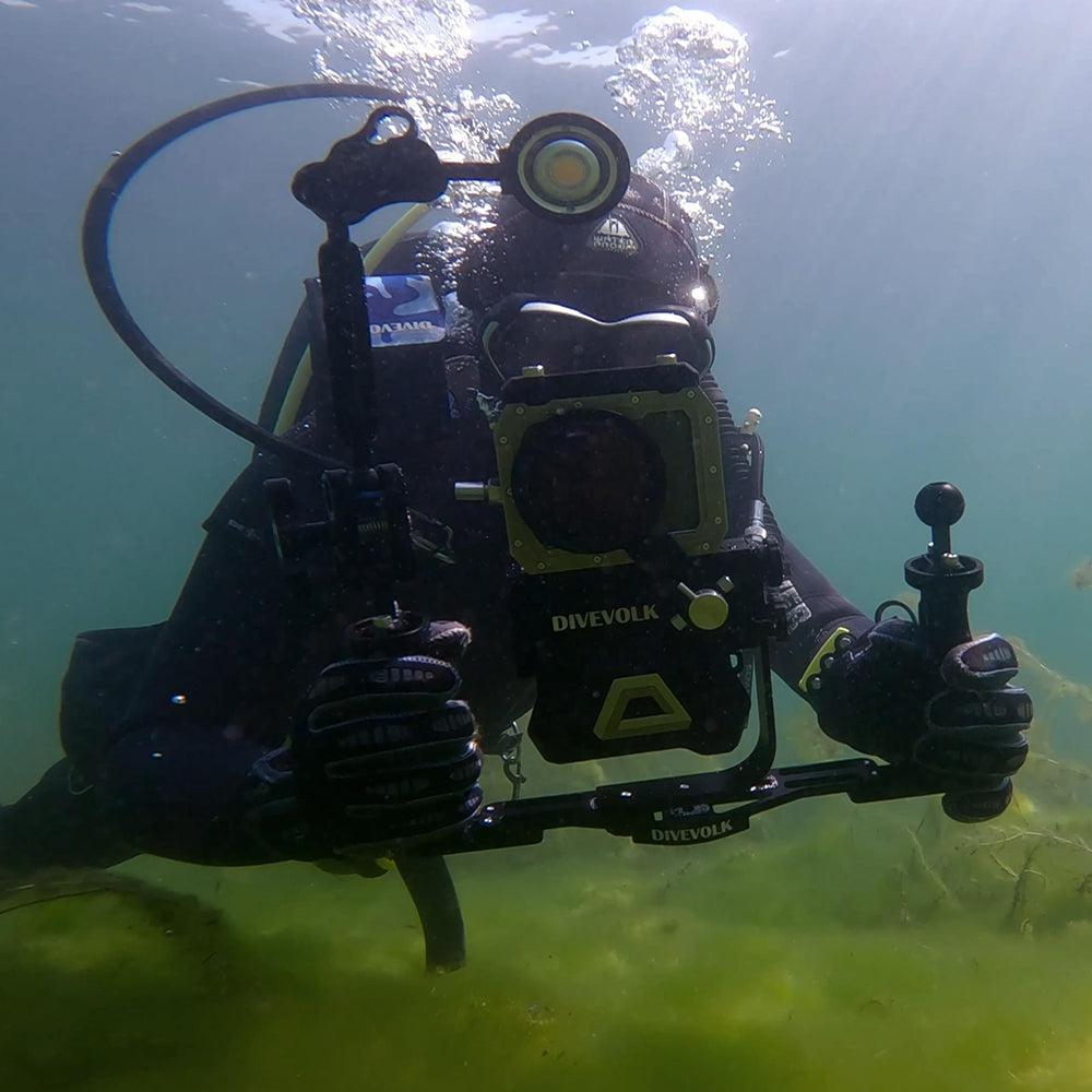 DiveVolk Underwater L Bracket for Seatouch 4 Max – Vertical Horizontal Camera Mount for Content Creators