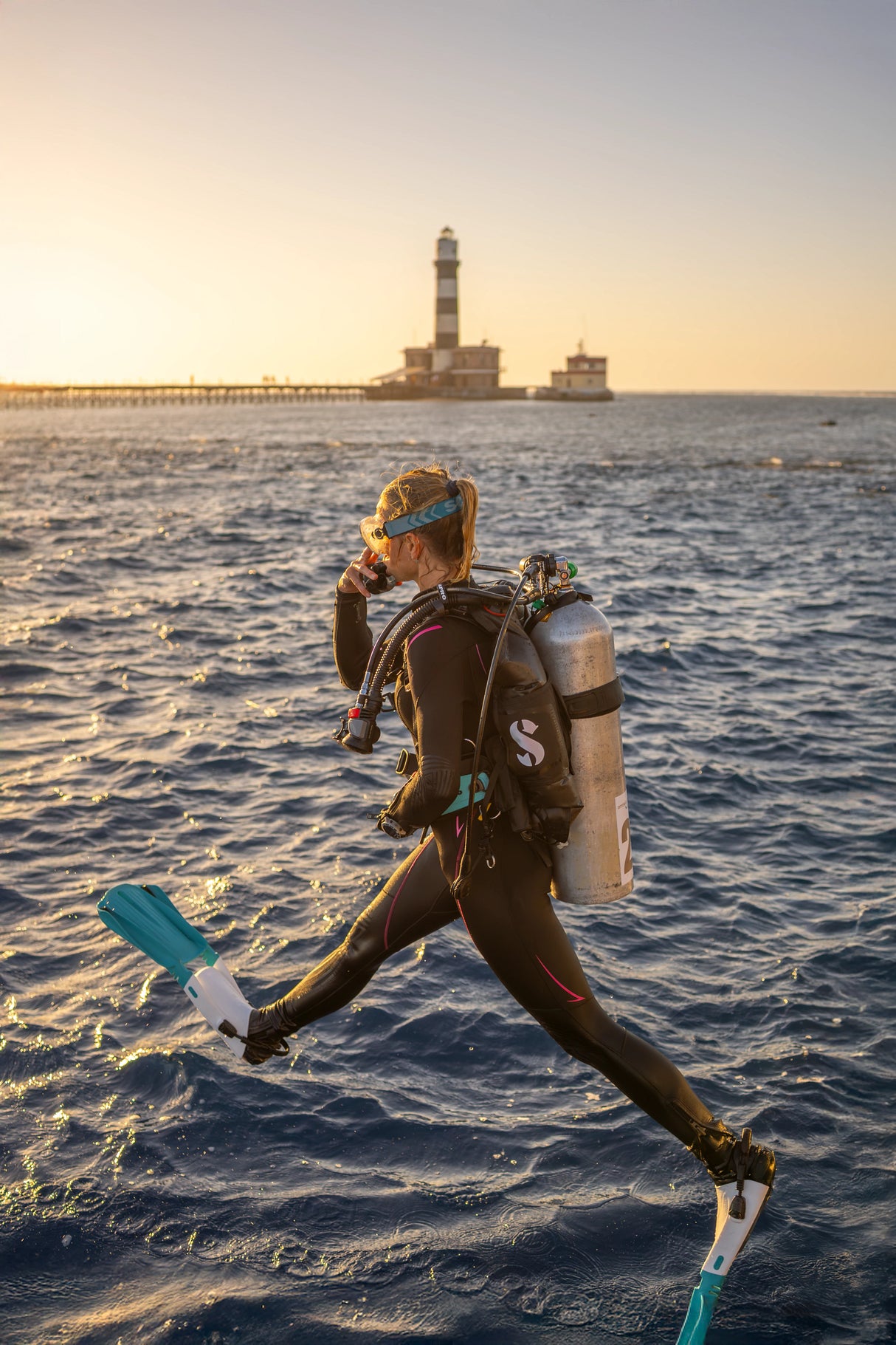 ScubaPro Hydros Pro 2 Air2 with Standard Monorail Weight Pocket Set