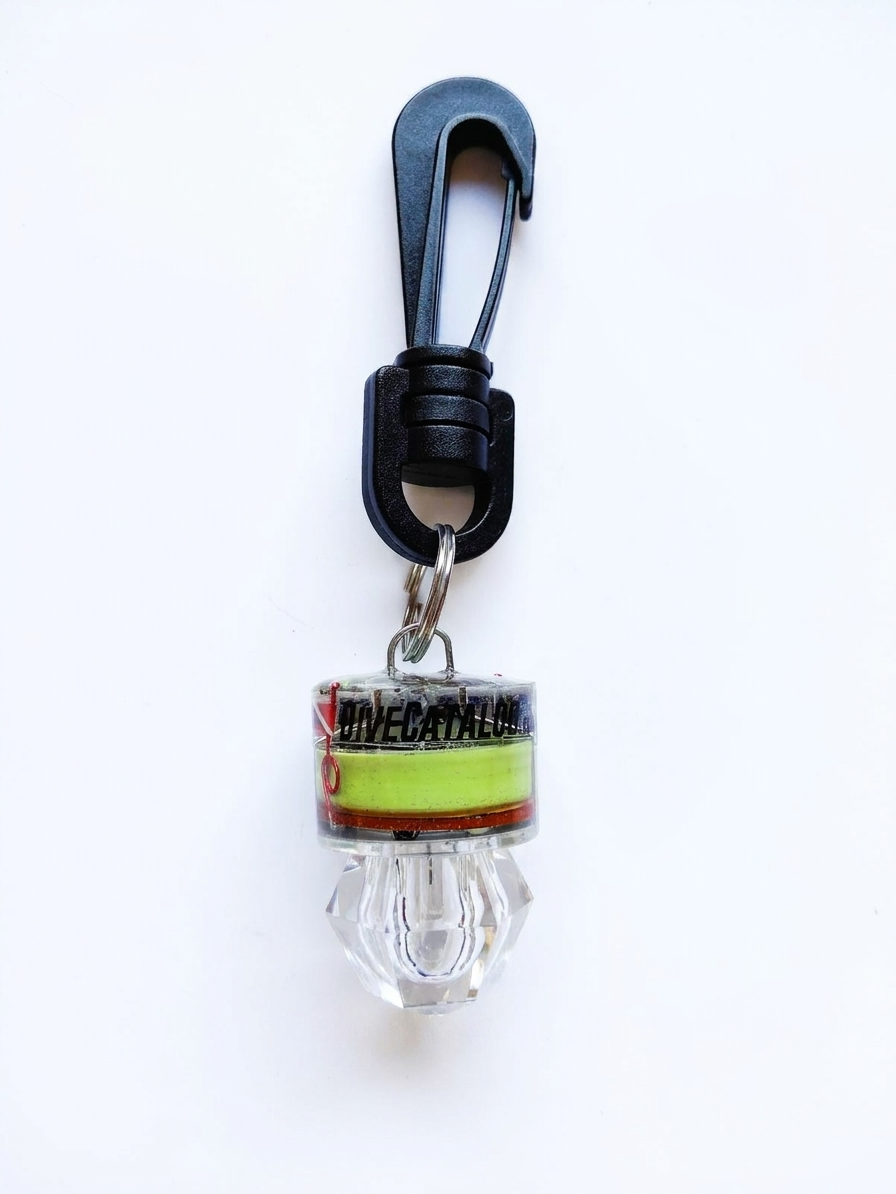 DiveCatalog.com Water Activated LED Signal Light - Green