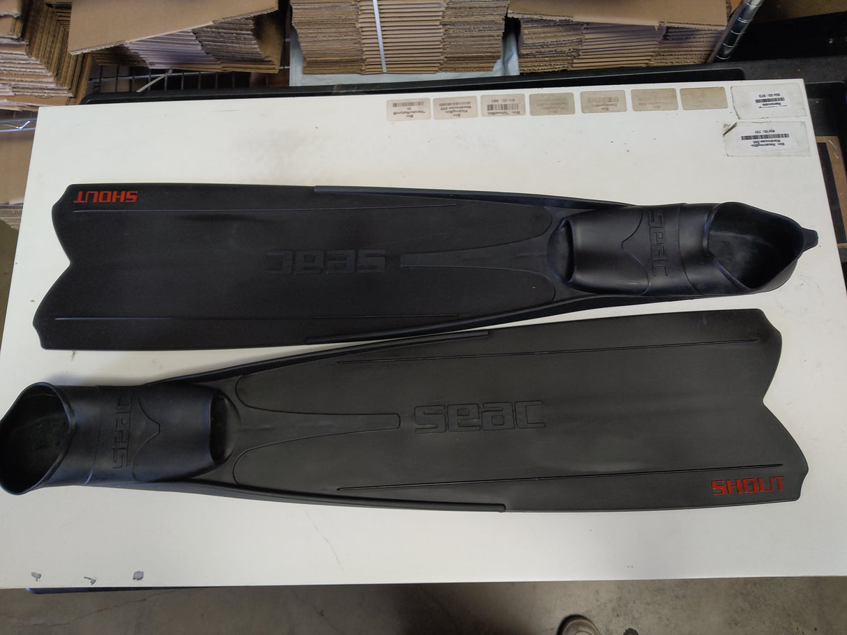Used Seac Shout S700 Apnea Fins