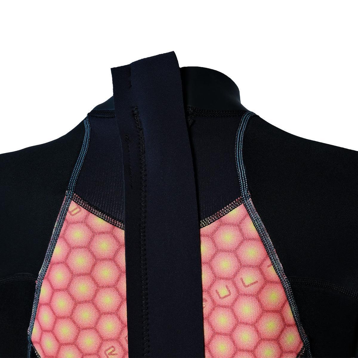 Bare 3/2mm Nixie Ultra 2.0 womens wetsuit detail - back detail