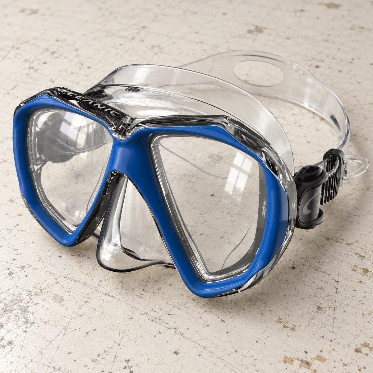 Open Box Oceanic Duo Mask — CL/Blue, open box, lightly used on off-white work table