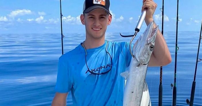 AKONA Short Sleeve Men's Sun Shirt-