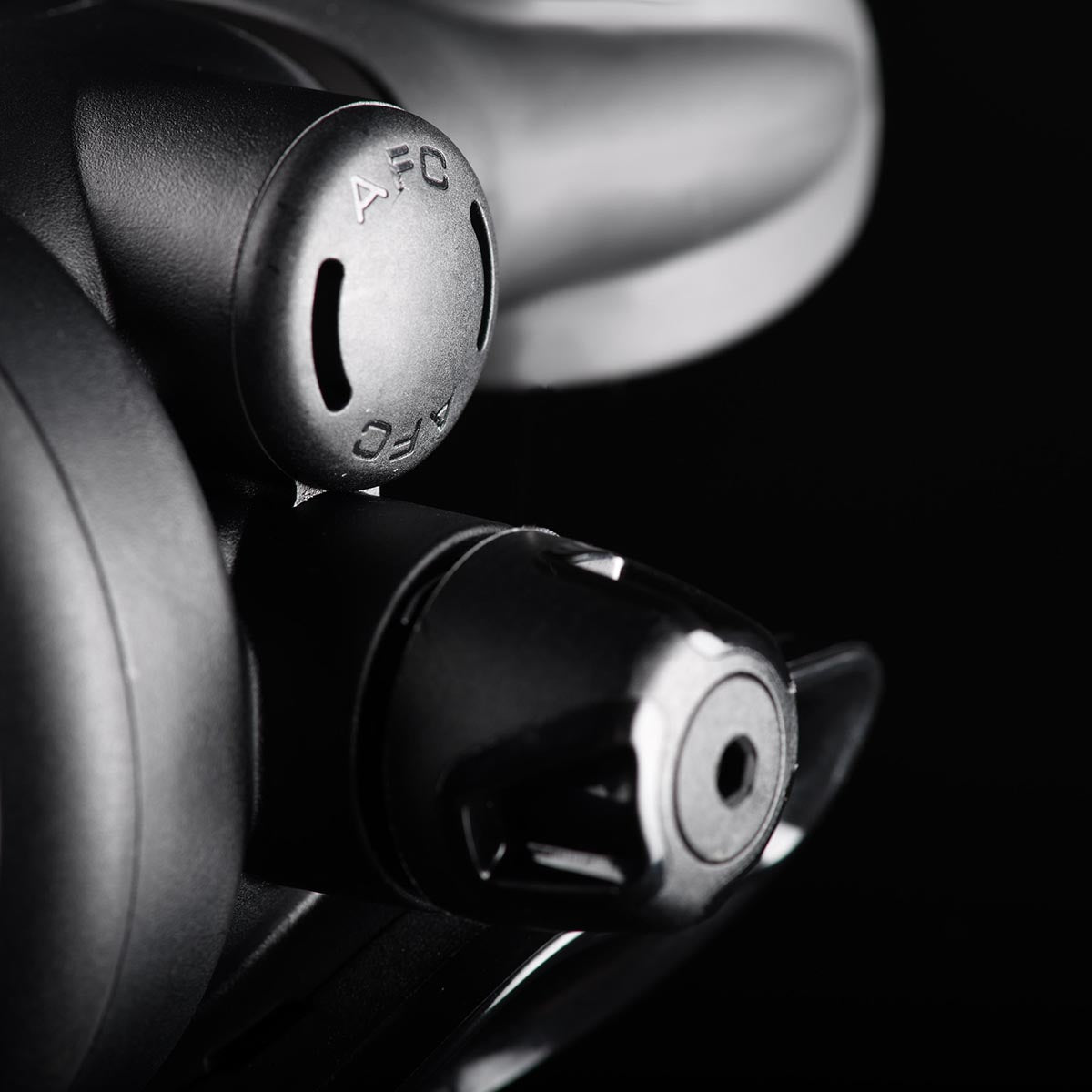 Atomic Aquatics B2 Regulator Set with Color Kit Included-