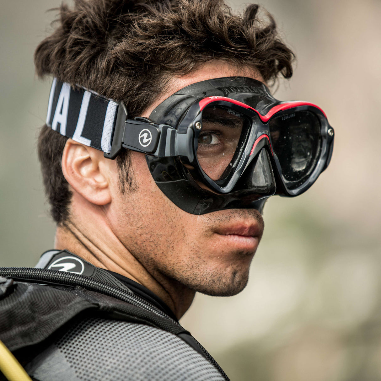 Aqualung Reveal Ultrafit Scuba Diving Mask-