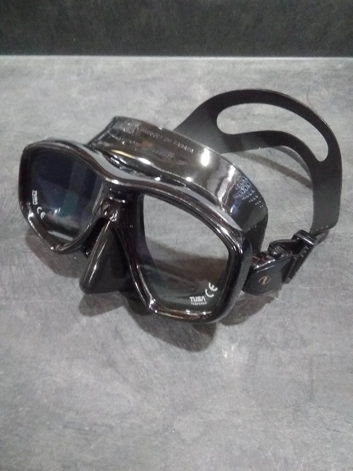 Open Box Tusa Ceos Mask-Black/Black-Like New-