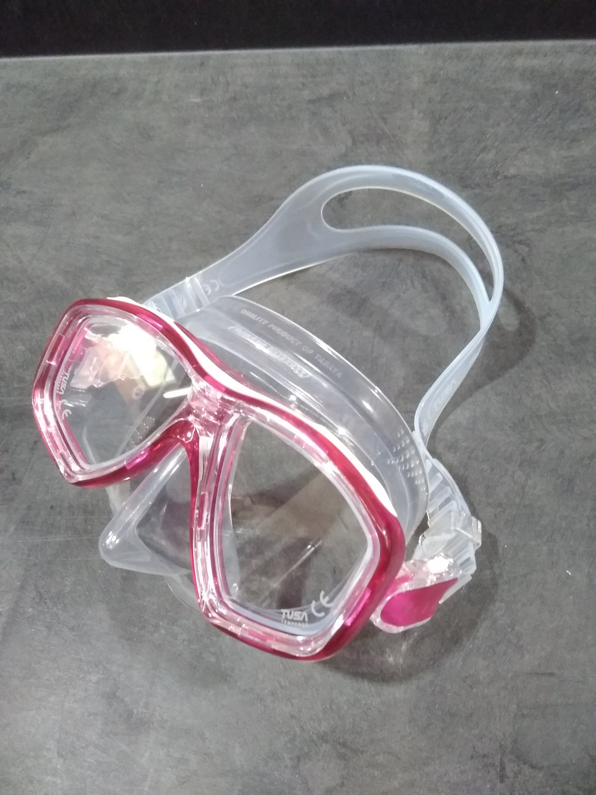 Open Box Tusa Ceos Mask-Bougainvillea Pink-