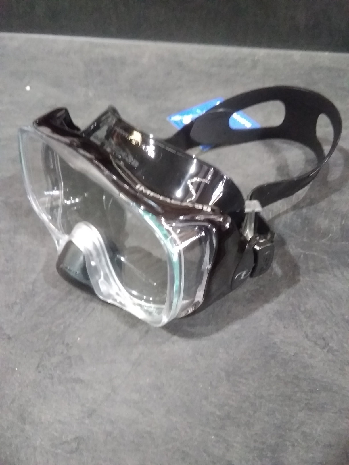 Open Box Tusa Imprex 3-D Hyperdry Single Lens Scuba Diving Mask-Black/Black-