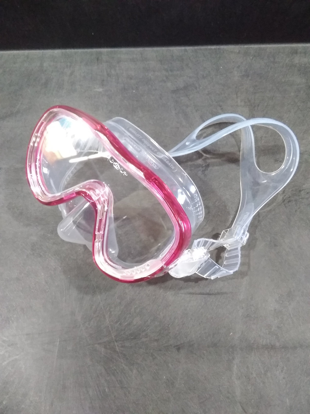 Open Box Tusa Tina Mask-Bougainvillea Pink-Like New-