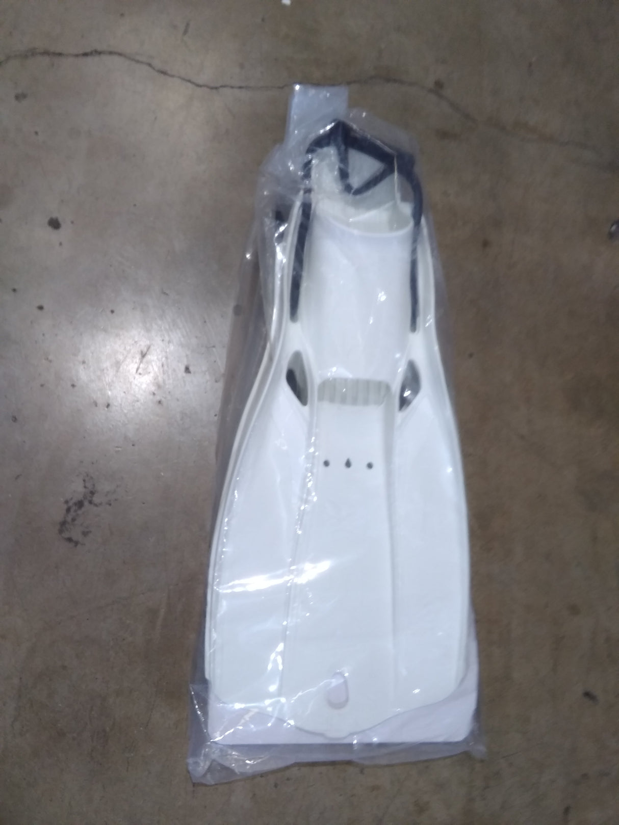 Open Box Tusa Travel Right Fin-White-XS-