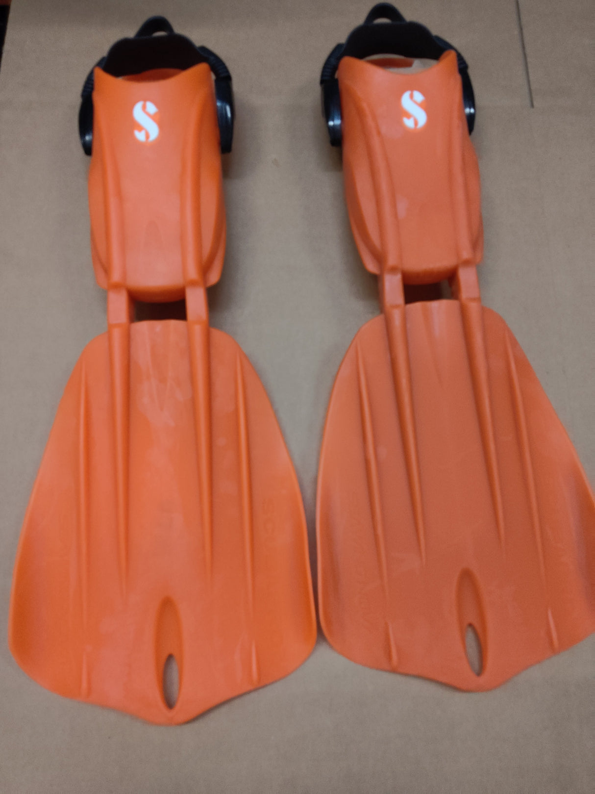 Open Box Scubapro Seawing Nova Gorilla Fins