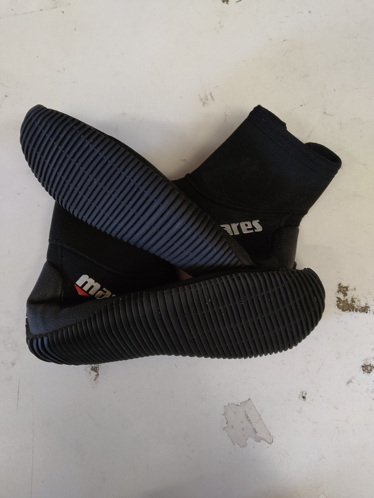 Used Mares 5mm Classic Boot