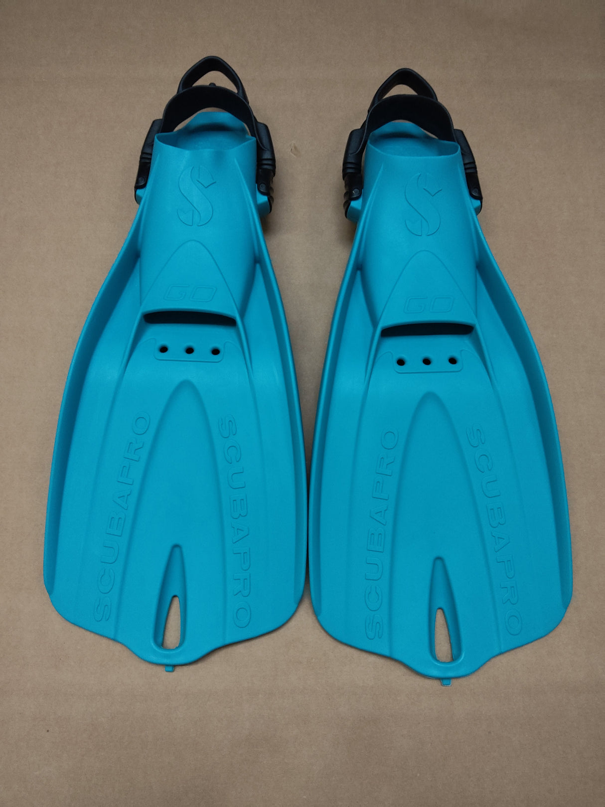 Open Box Scubapro GO Travel Fins
