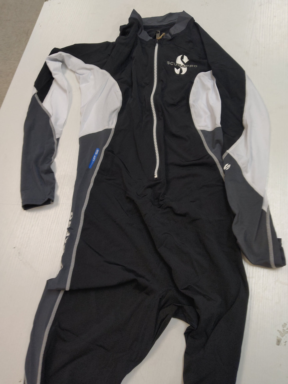 Used Scubapro Graph Steamer Women's (UPF50)