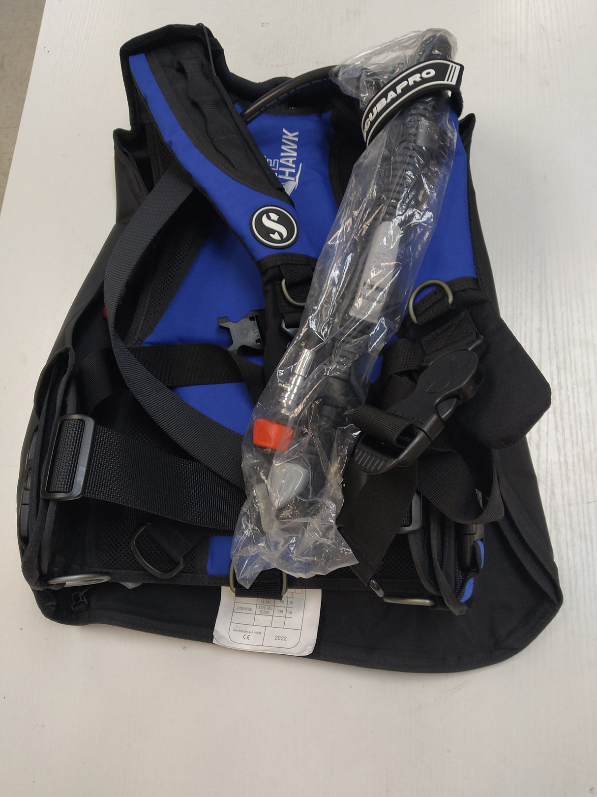 Used Scubapro Litehawk with Balanced Inflator - Black/Blue