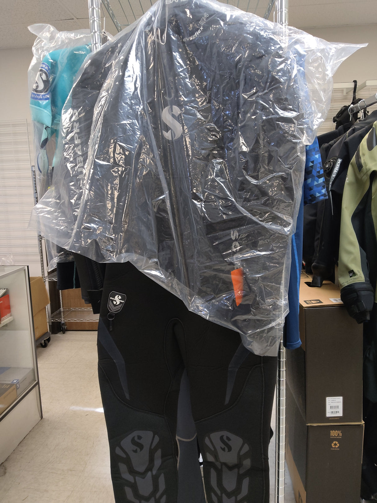 Used Scubapro Everflex Steamer 5/4 mm Men's