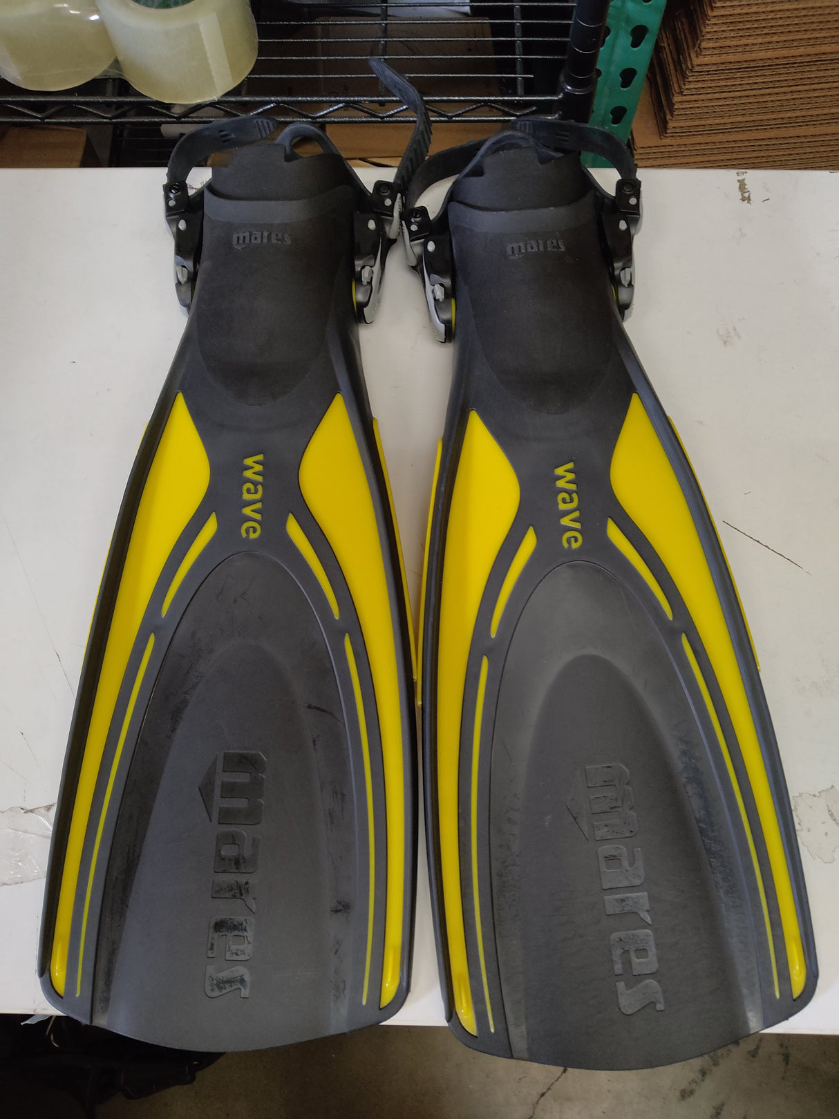Used Mares Scuba Diving Wave Fin