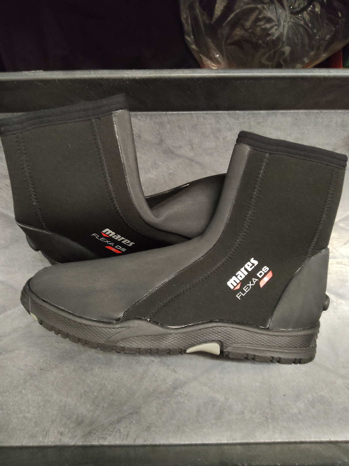 Used Mares 5mm Flexa Ds Boot