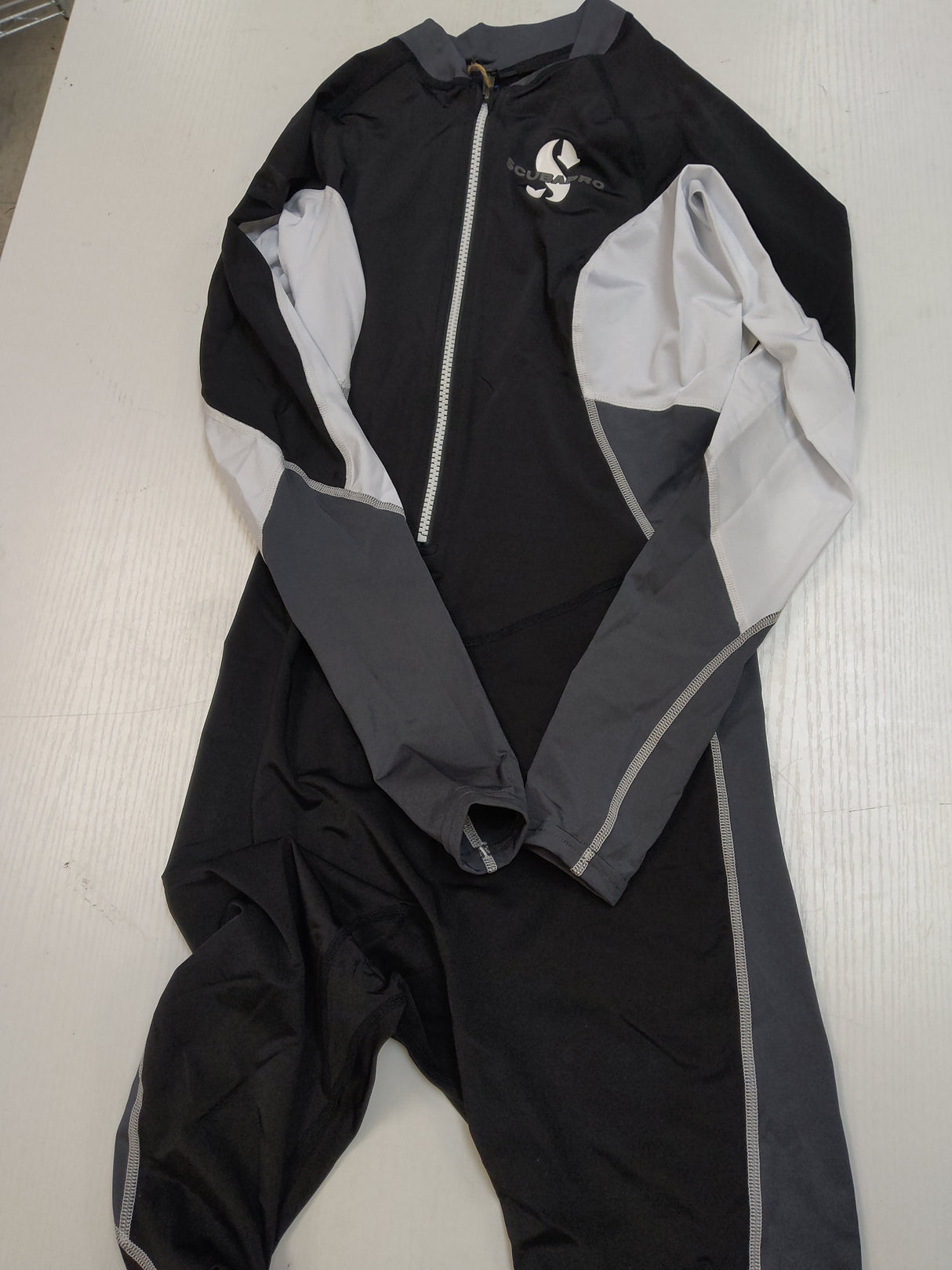 Used Scubapro Graph Steamer Women's (UPF50)