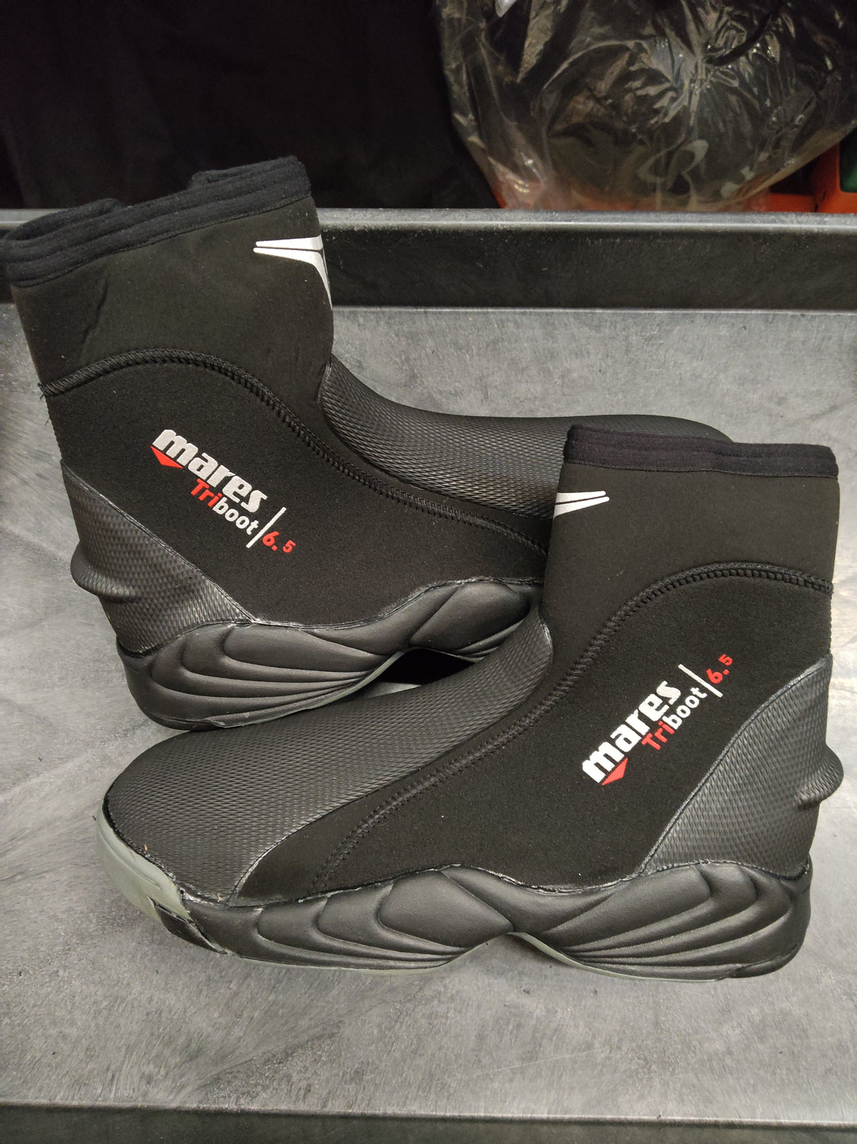 Used Mares 6.5mm Trilastic Boot