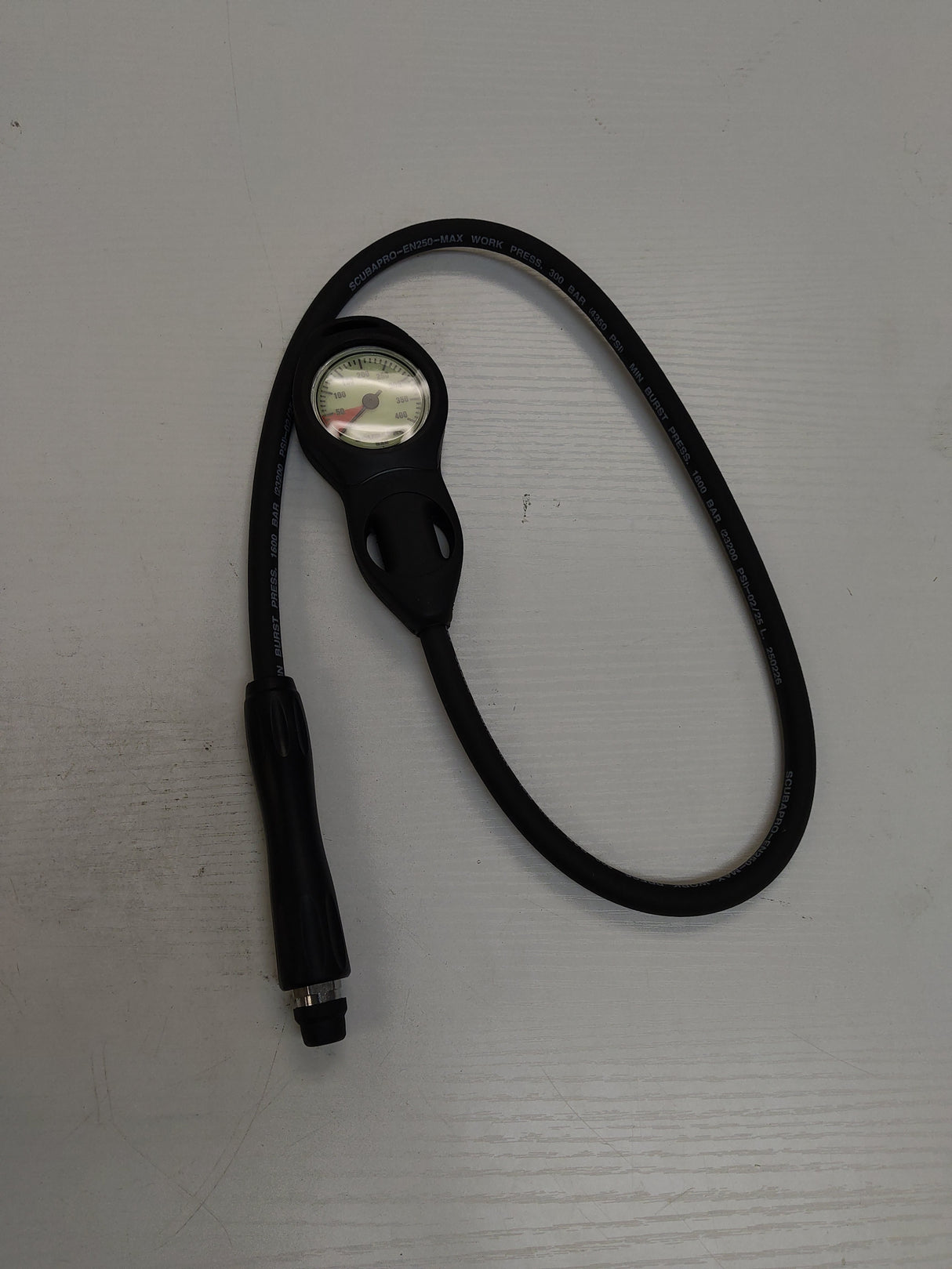 Open Box Scubapro Compact Plastic Pressure Gauge with Rubber U-Line boot and HP hose Dive Console