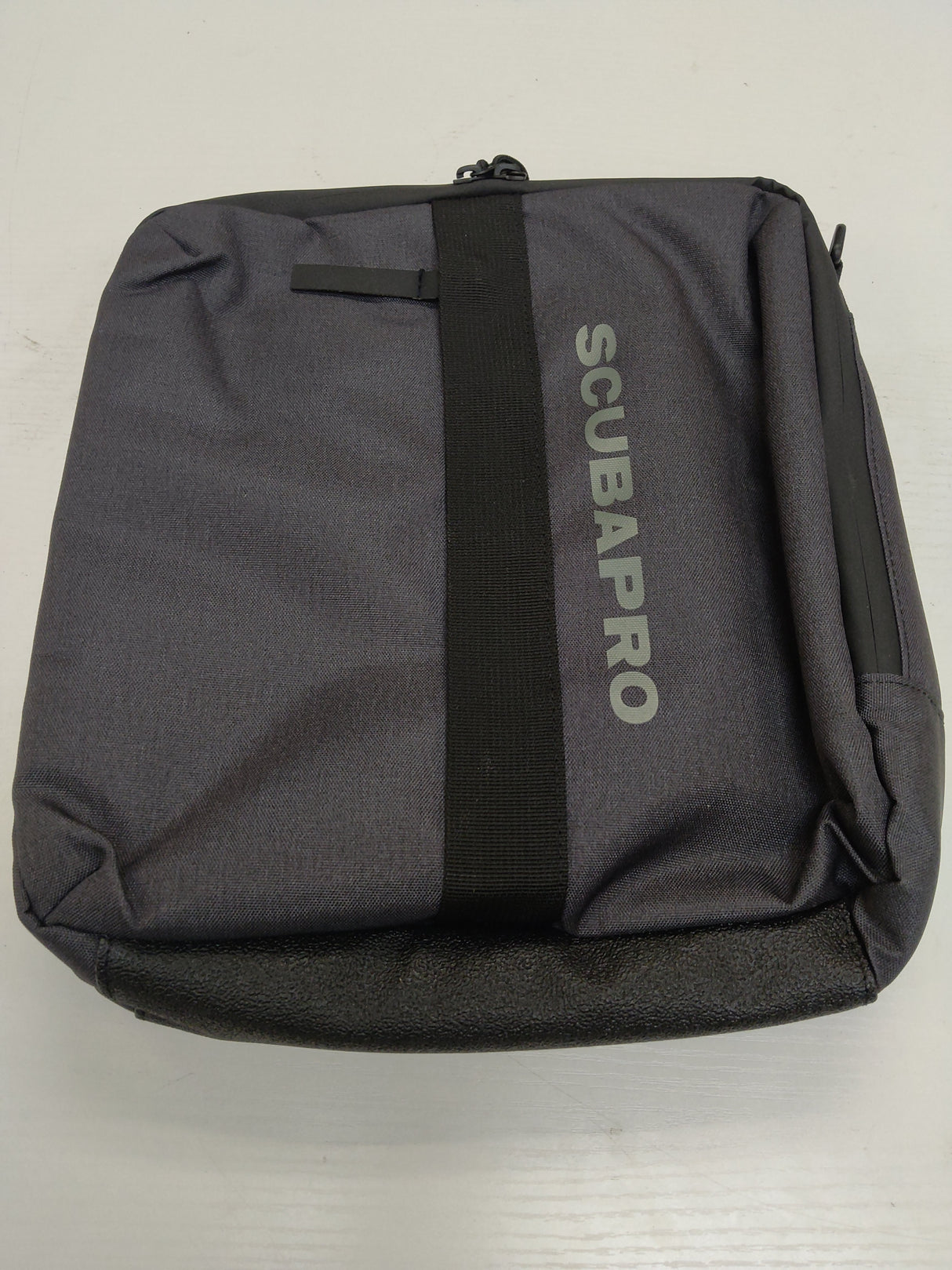 Open Box Scubapro Definition Reg 10 Regulator Bag