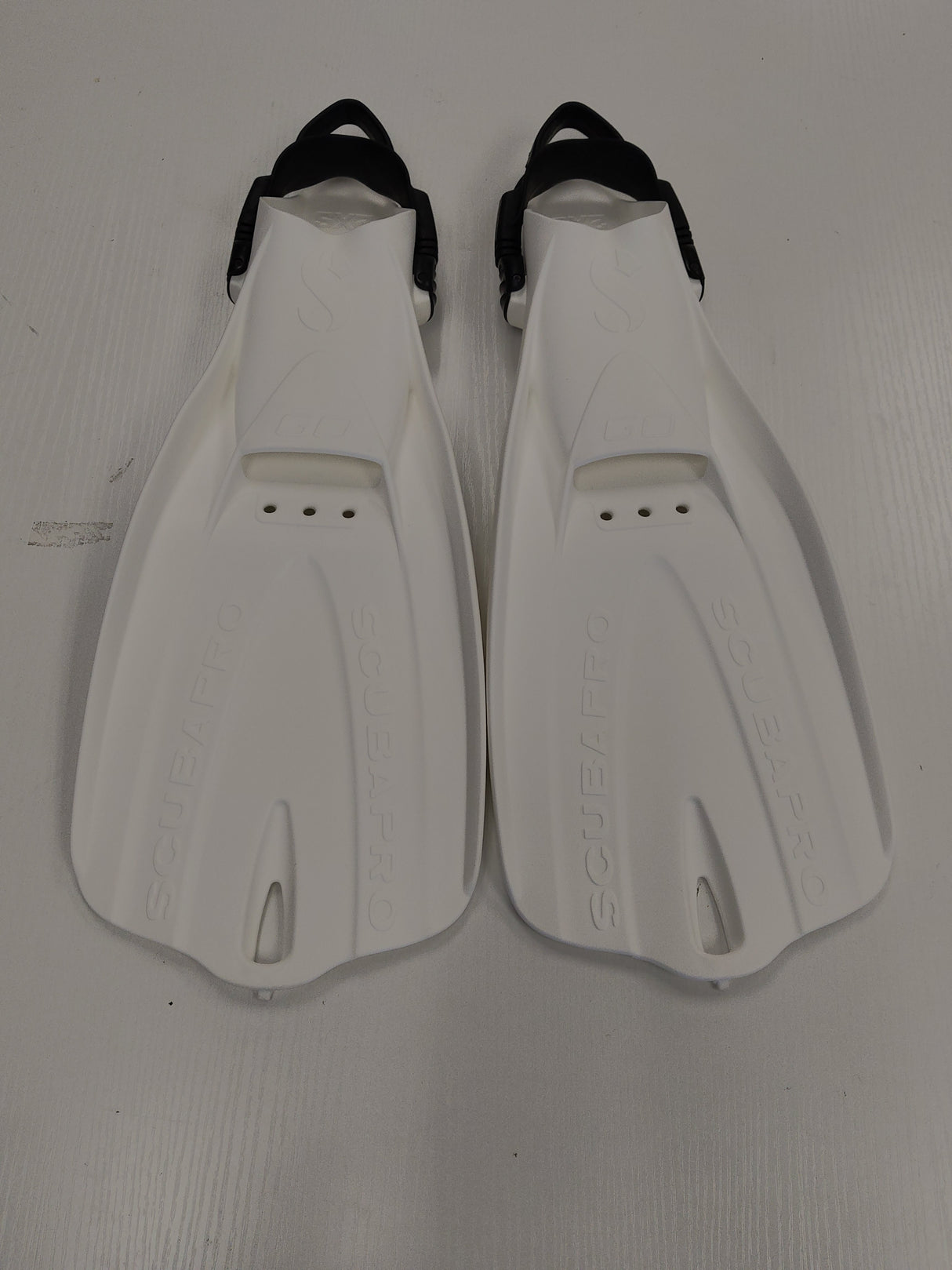 Used Scubapro GO Travel Fins