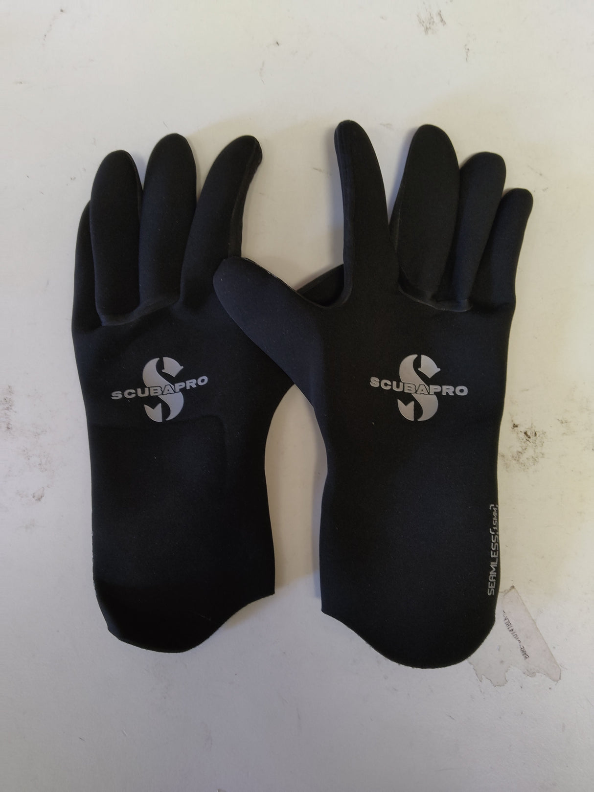Open Box Scubapro Seamless 1.5 mm Glove