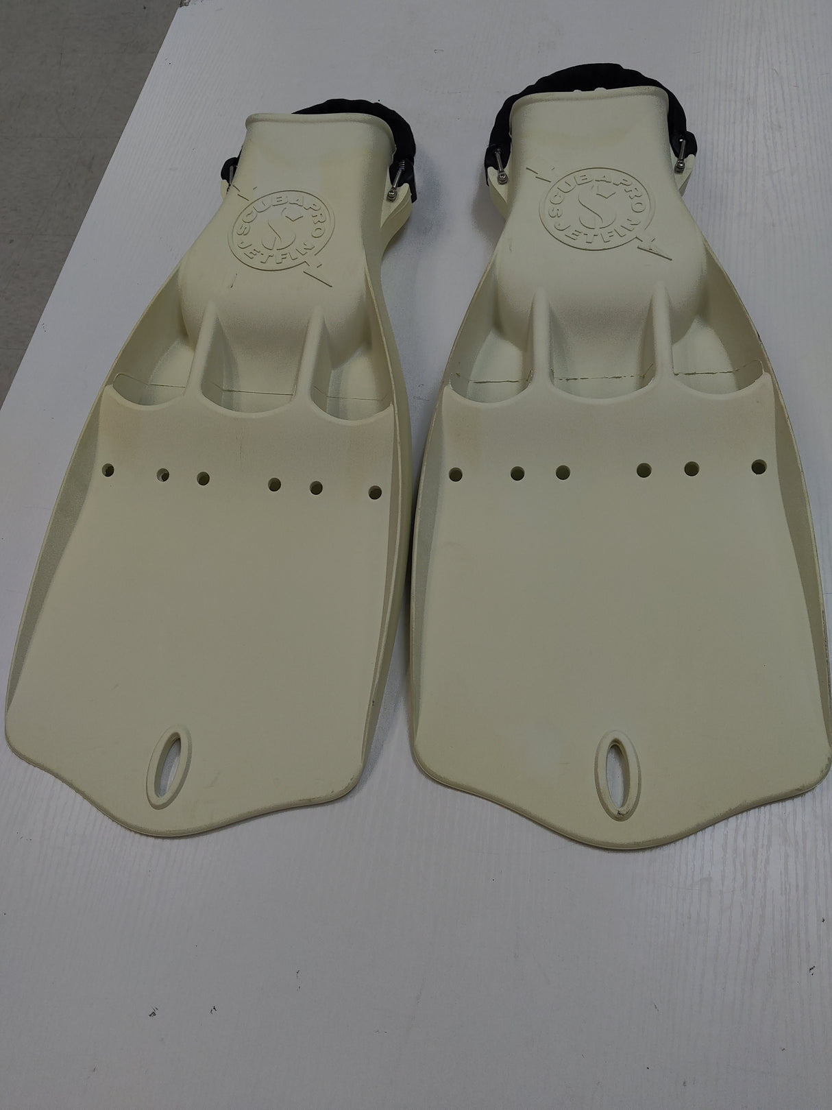 Used Scubapro Jet with Spring Heel Strap