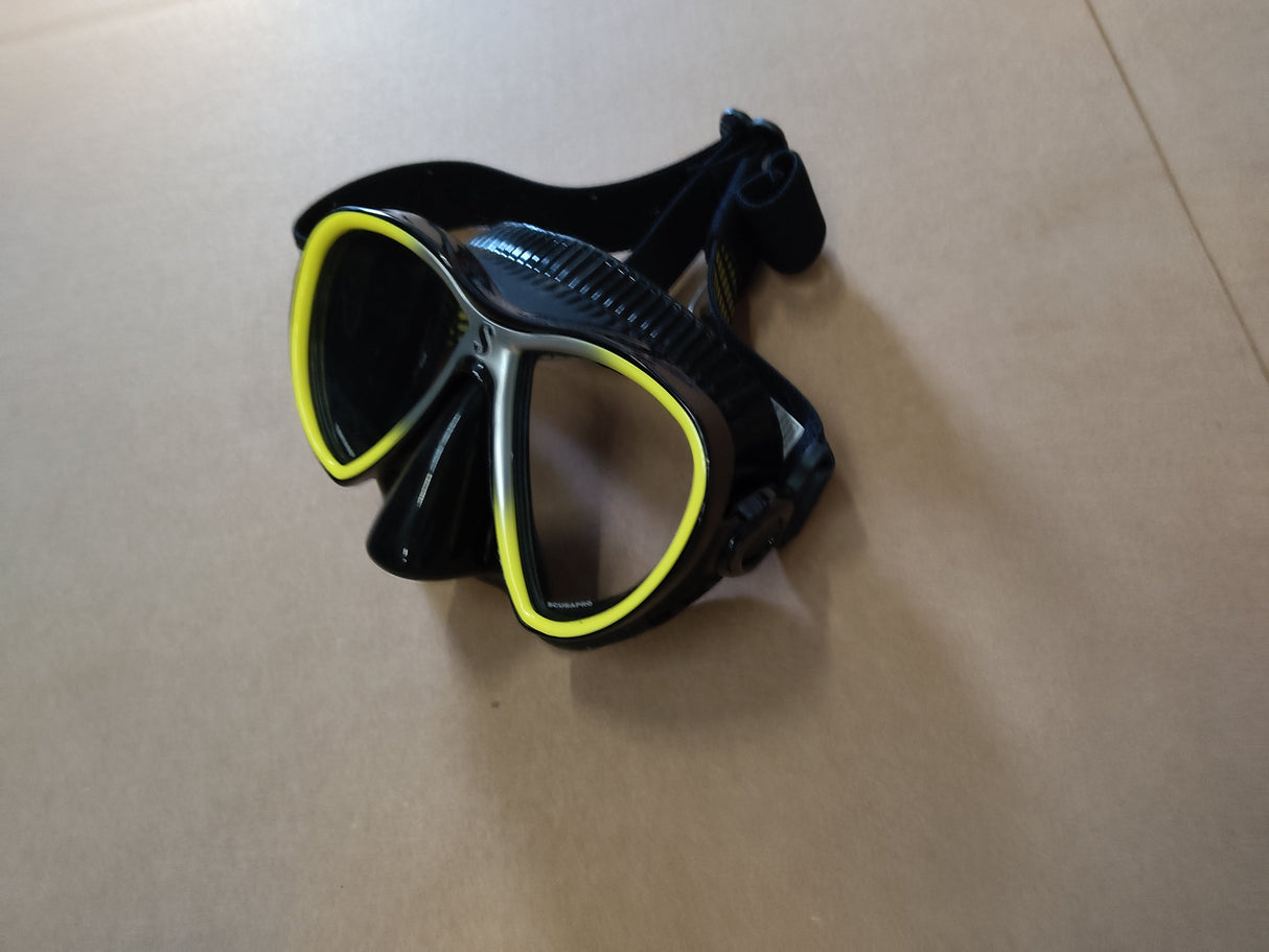 Open Box Scubapro Synergy Twin Dive Mask with Comfort Strap