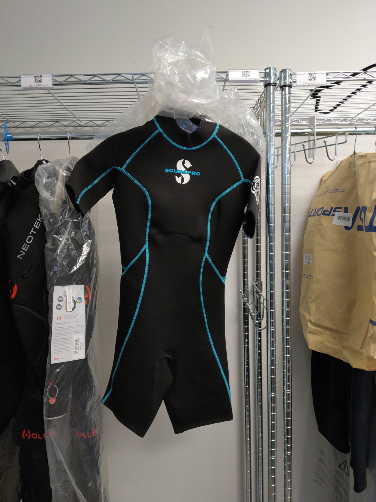 Open Box Scubapro Sport Shorty 2mm Women's