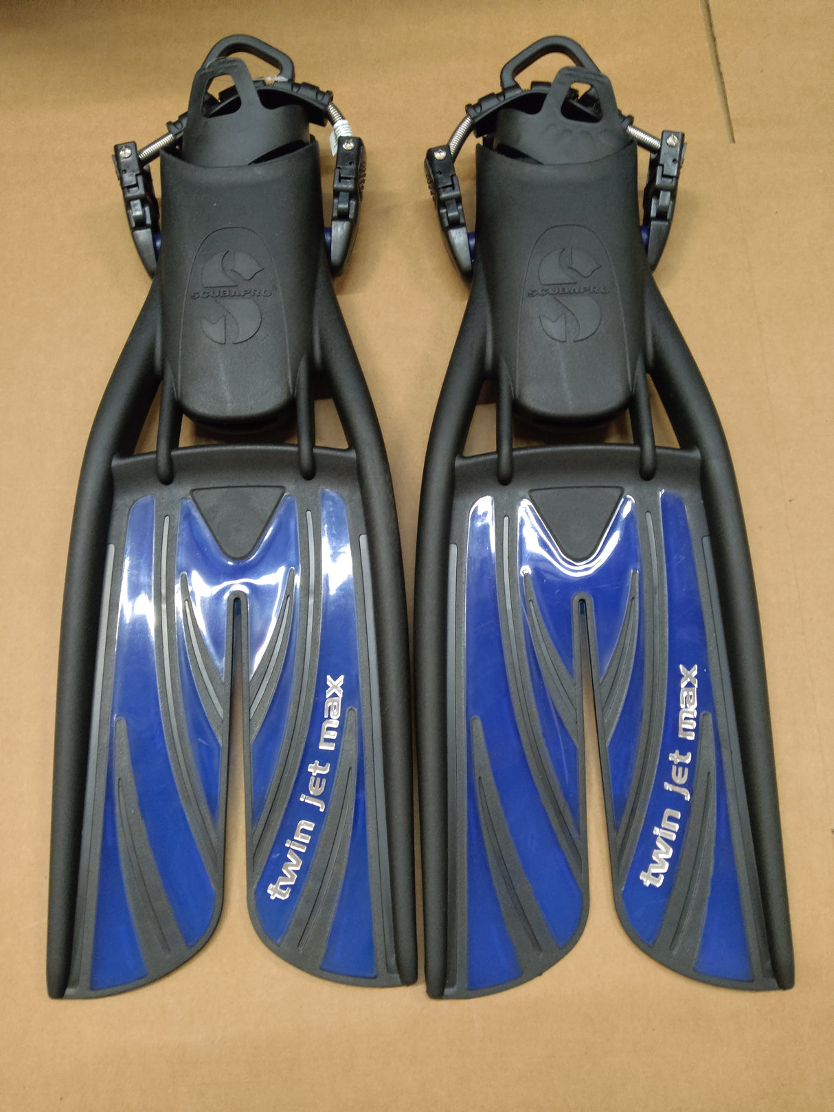 Open Box Scubapro Twin Jet Max Fin