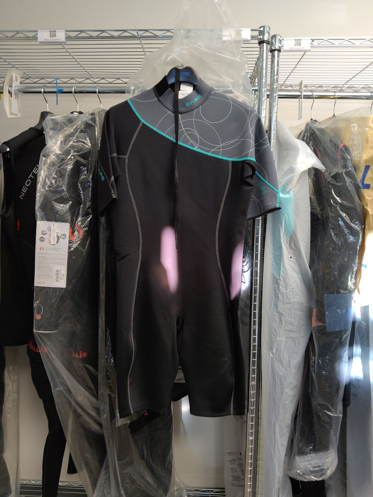 Open Box Bare 2mm Elate Shorty Womens, Grey