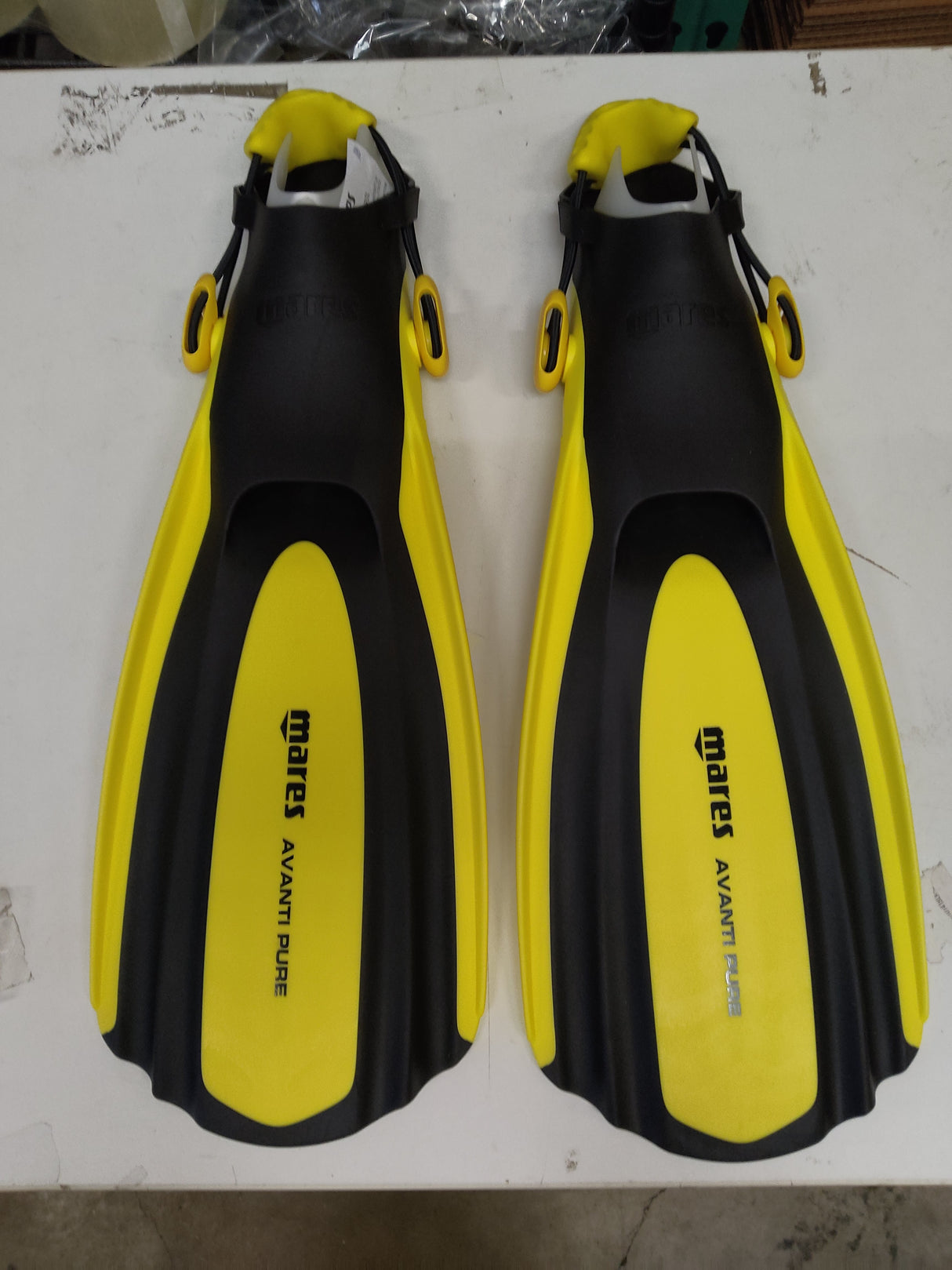 Used Mares Avanti Pure Fins
