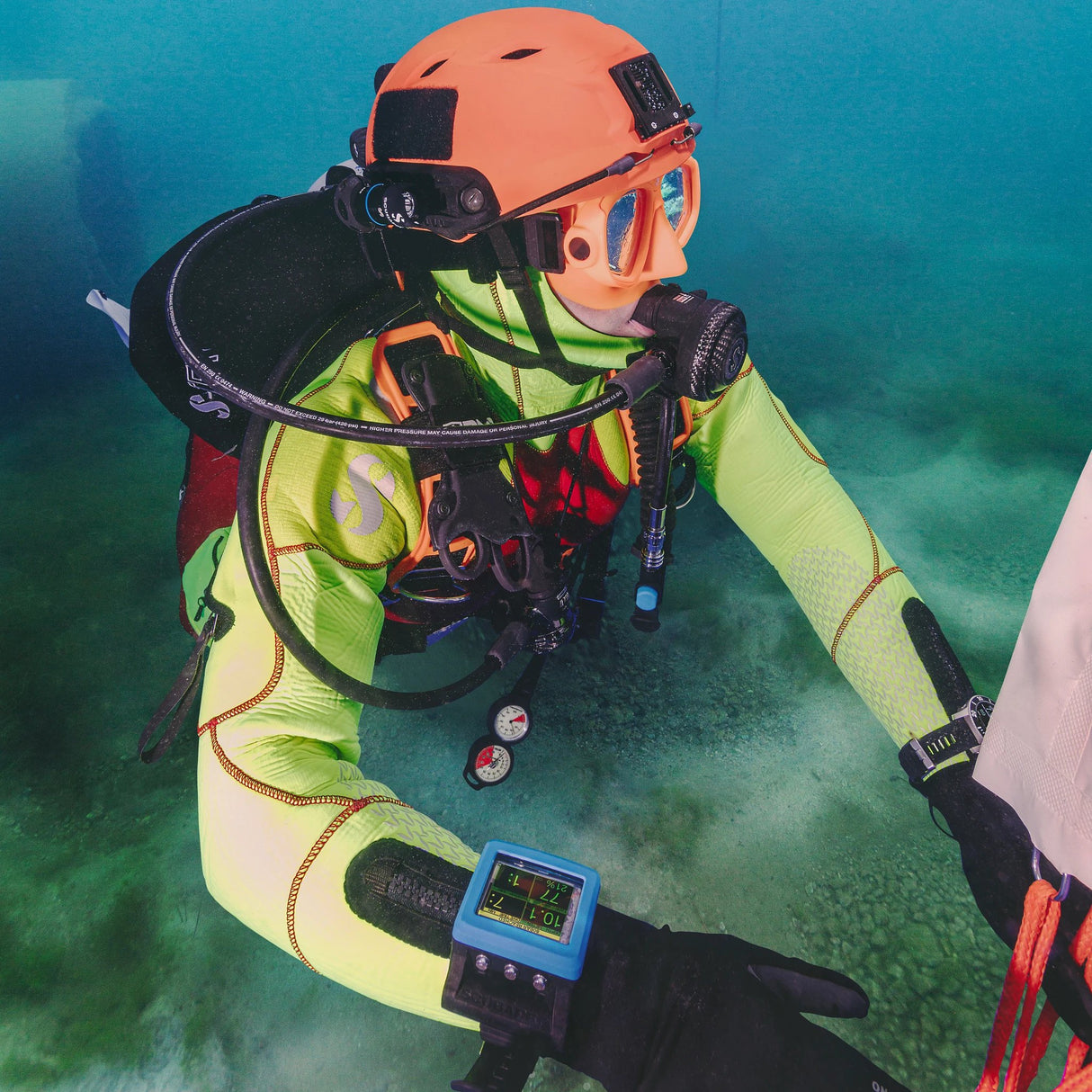 Scubapro Novascotia 7.5mm SAR Search and Rescue Men's-