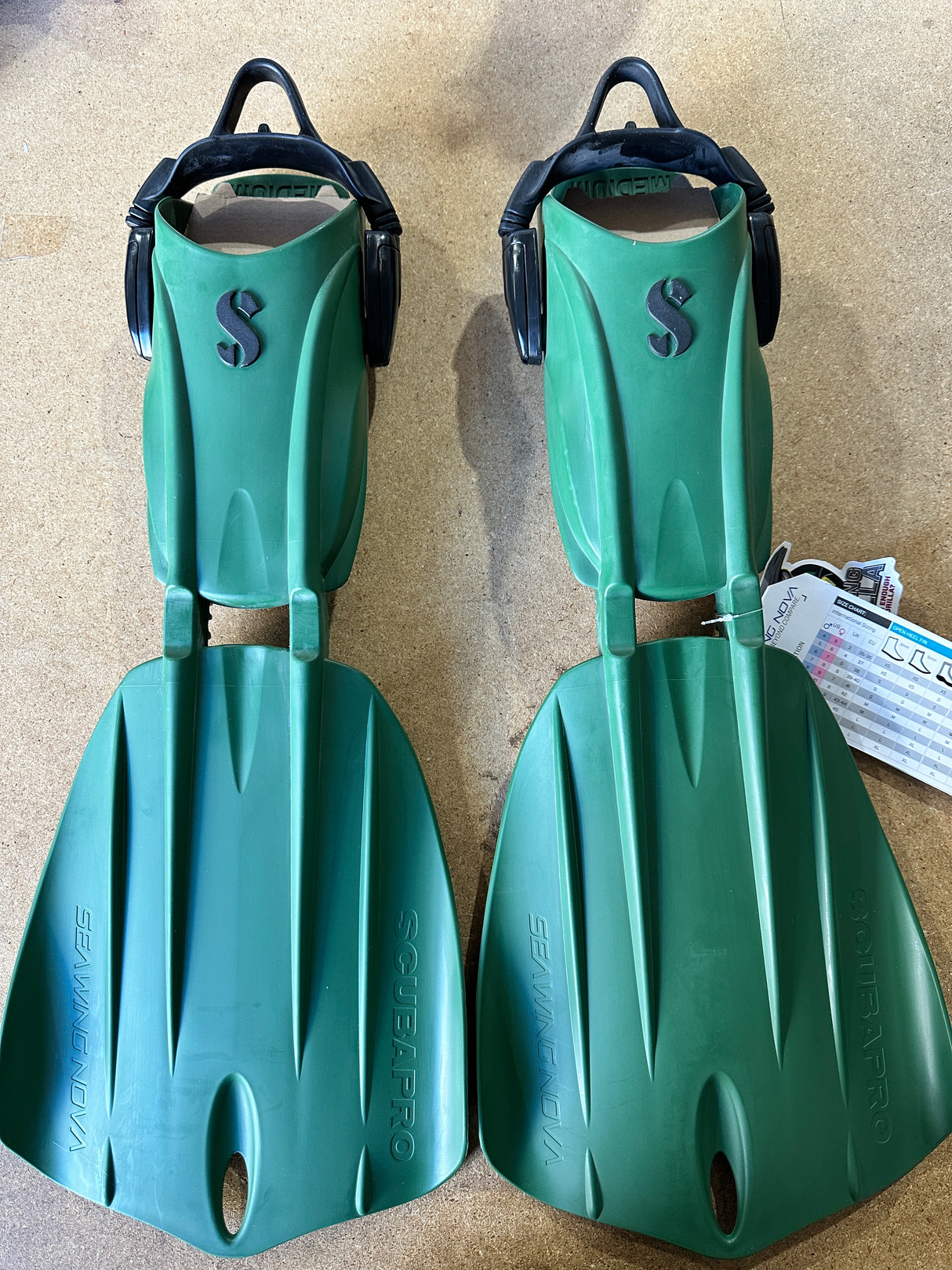 Scubapro Seawing Nova Gorilla Open Heel Scuba Diving Fin-Army Green-Medium-Like New