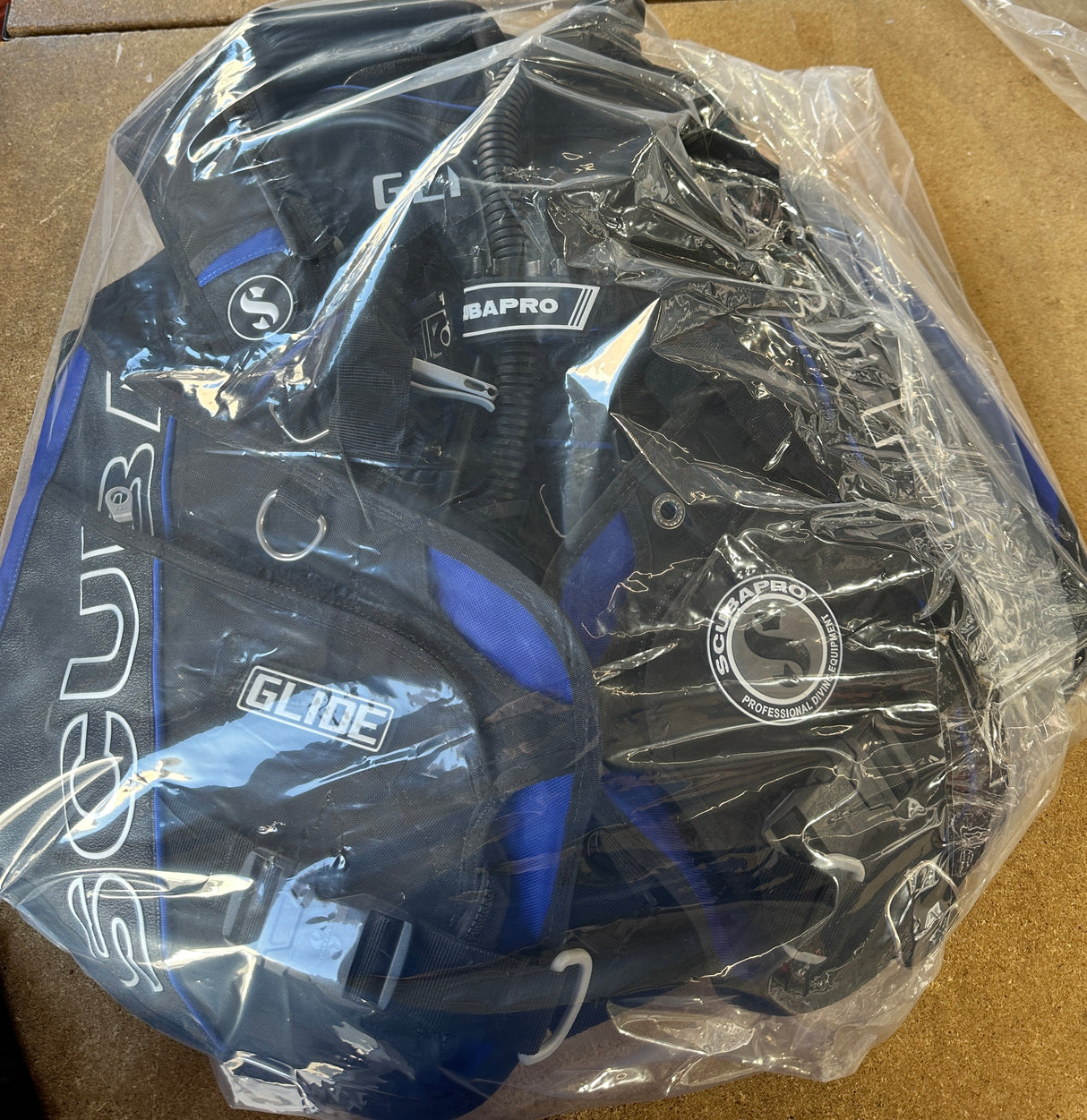 Used Scubapro Glide BCD with AIR2 (5th Gen)-Black/Blue-XXL-Like New