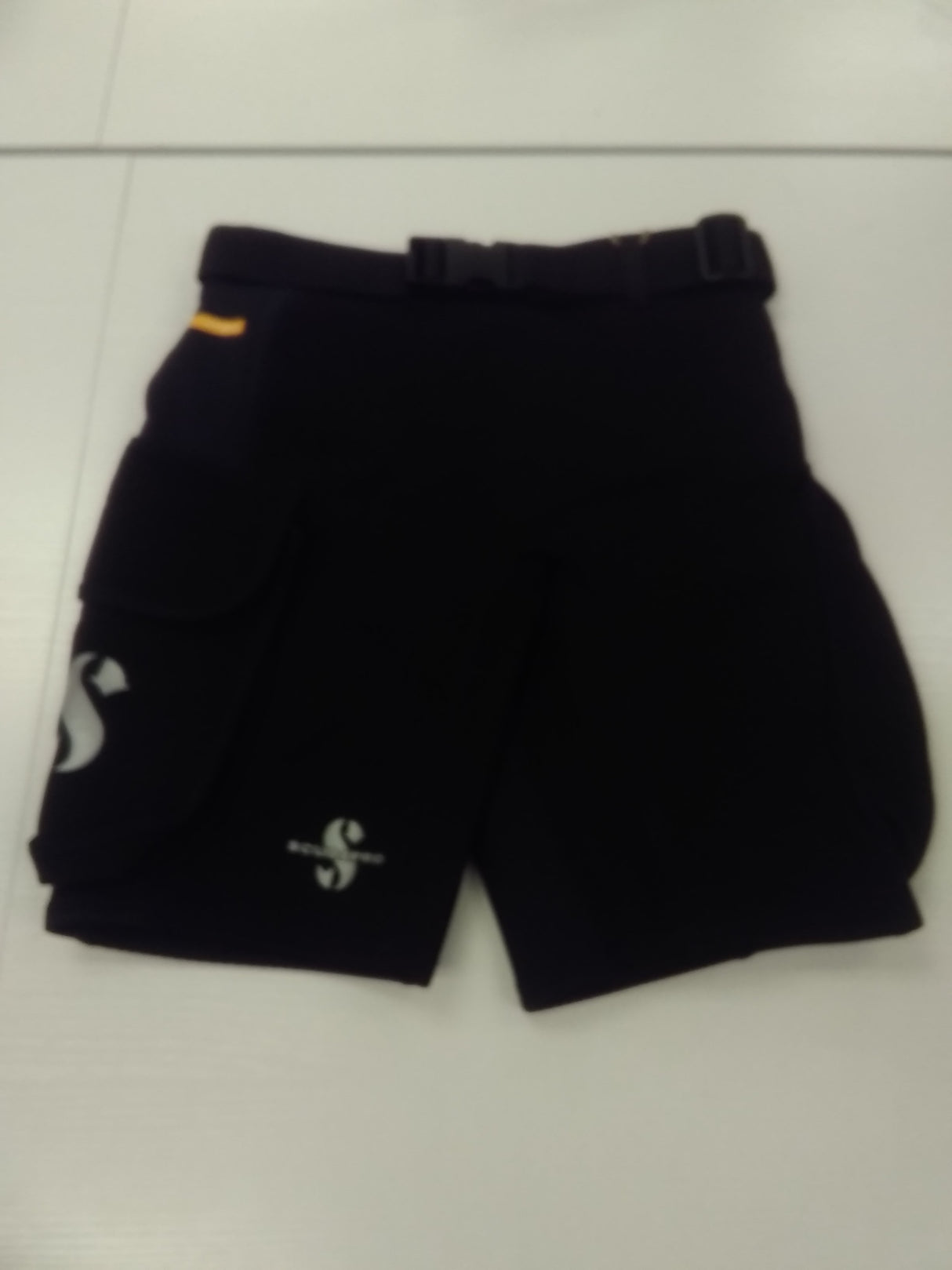 Used Scubapro Hybrid Cargo Short Women's-XS-