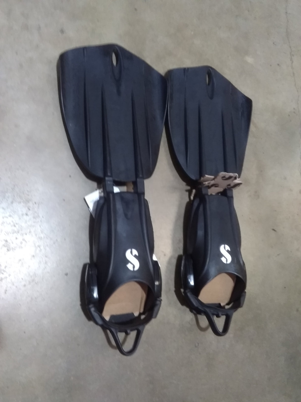 Used Scubapro Seawing Nova Fins-Black-XS-
