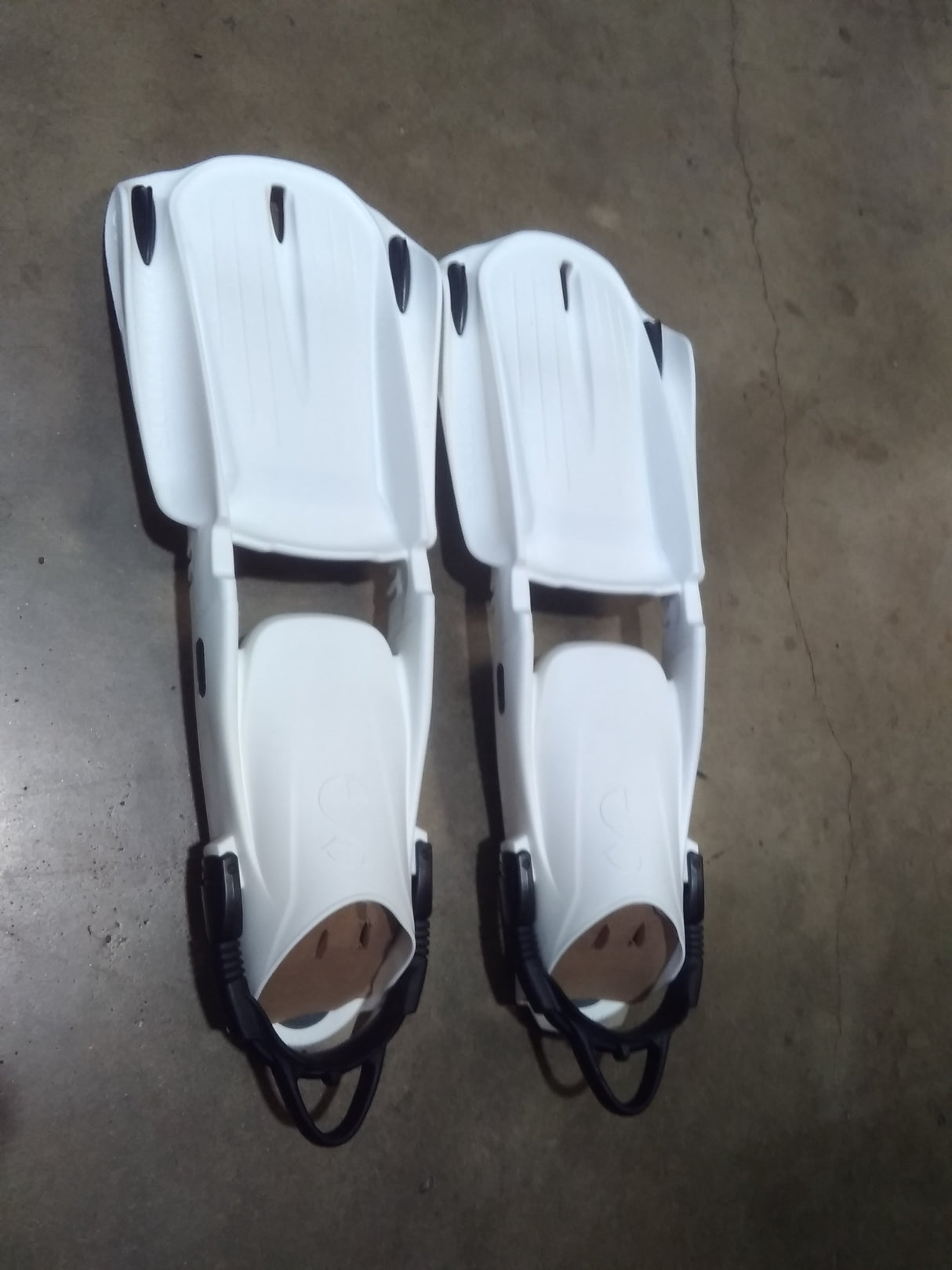 Used Scubapro Seawing Supernova Fins-White-XS-