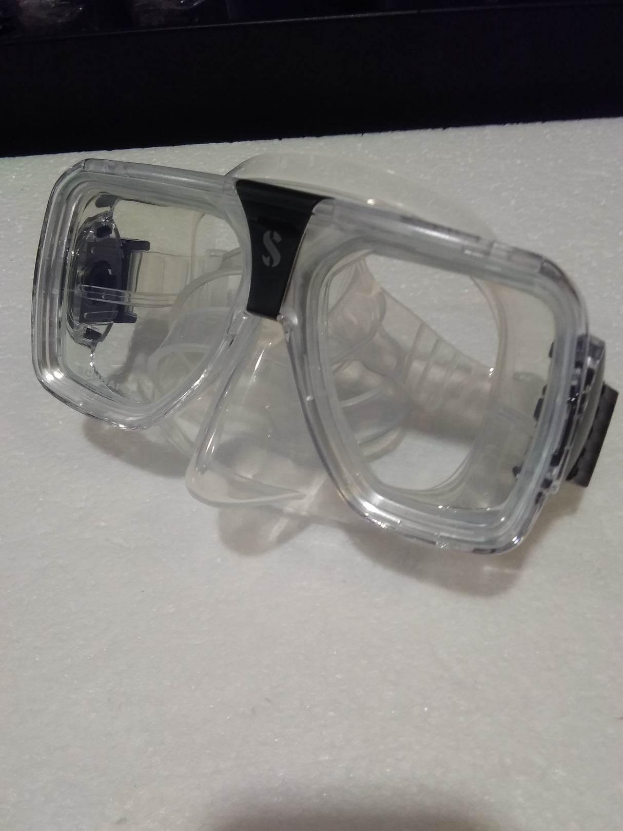 Used Scubapro Solara Dive Mask-Clear-
