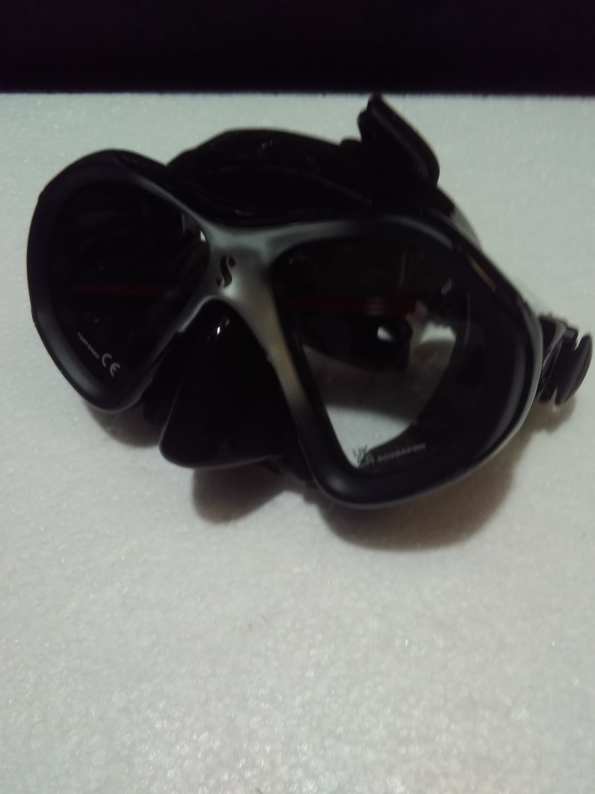 Used Scubapro Spectra Mini Dive Mask-Black/Silver-Black-