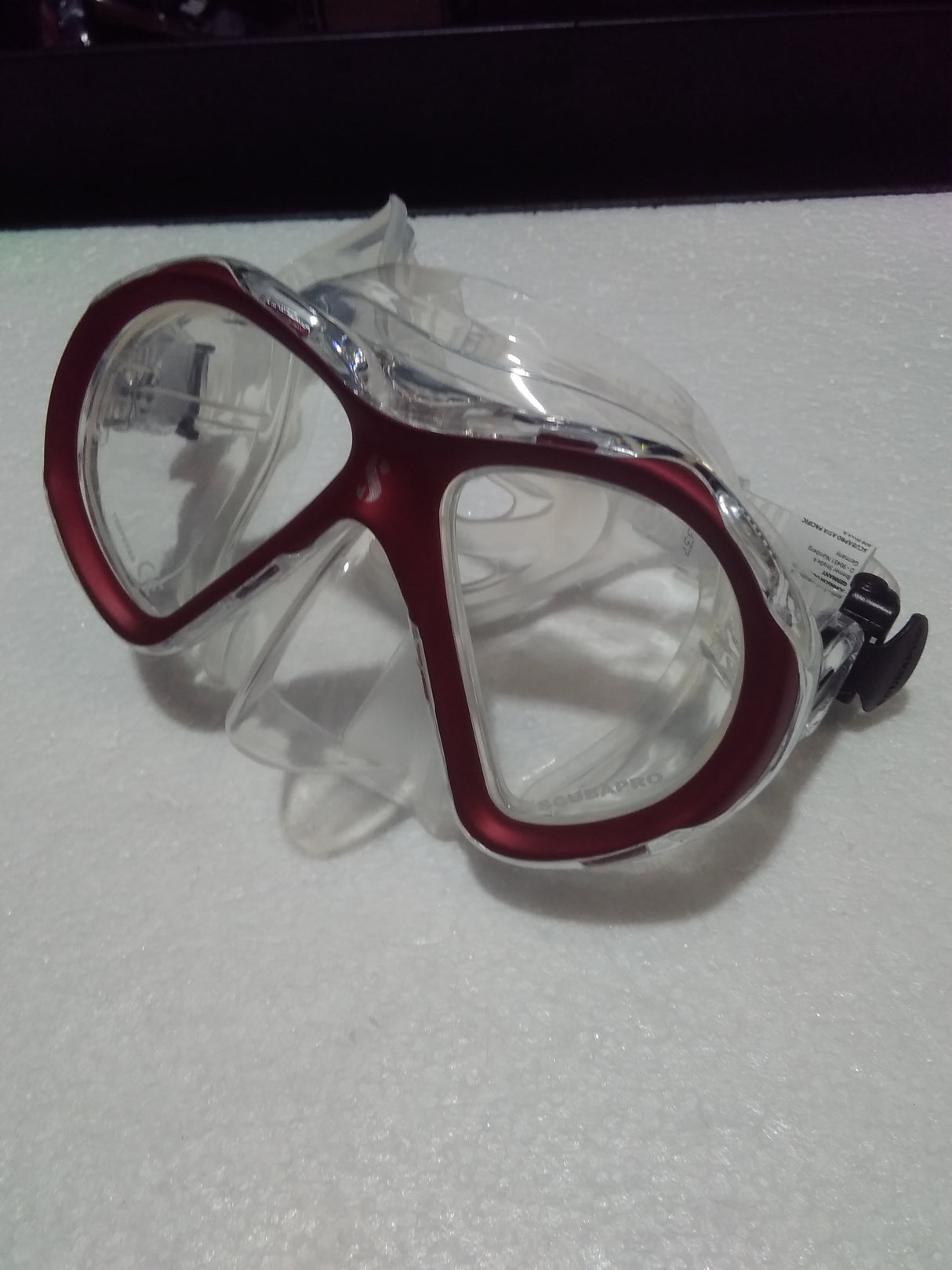 Used Scubapro Spectra Mini Dive Mask-Red/Clear Skirt-