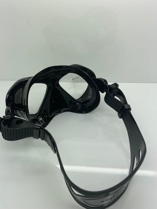 Used Scubapro Spectra Mini Two Window Dive Mask-