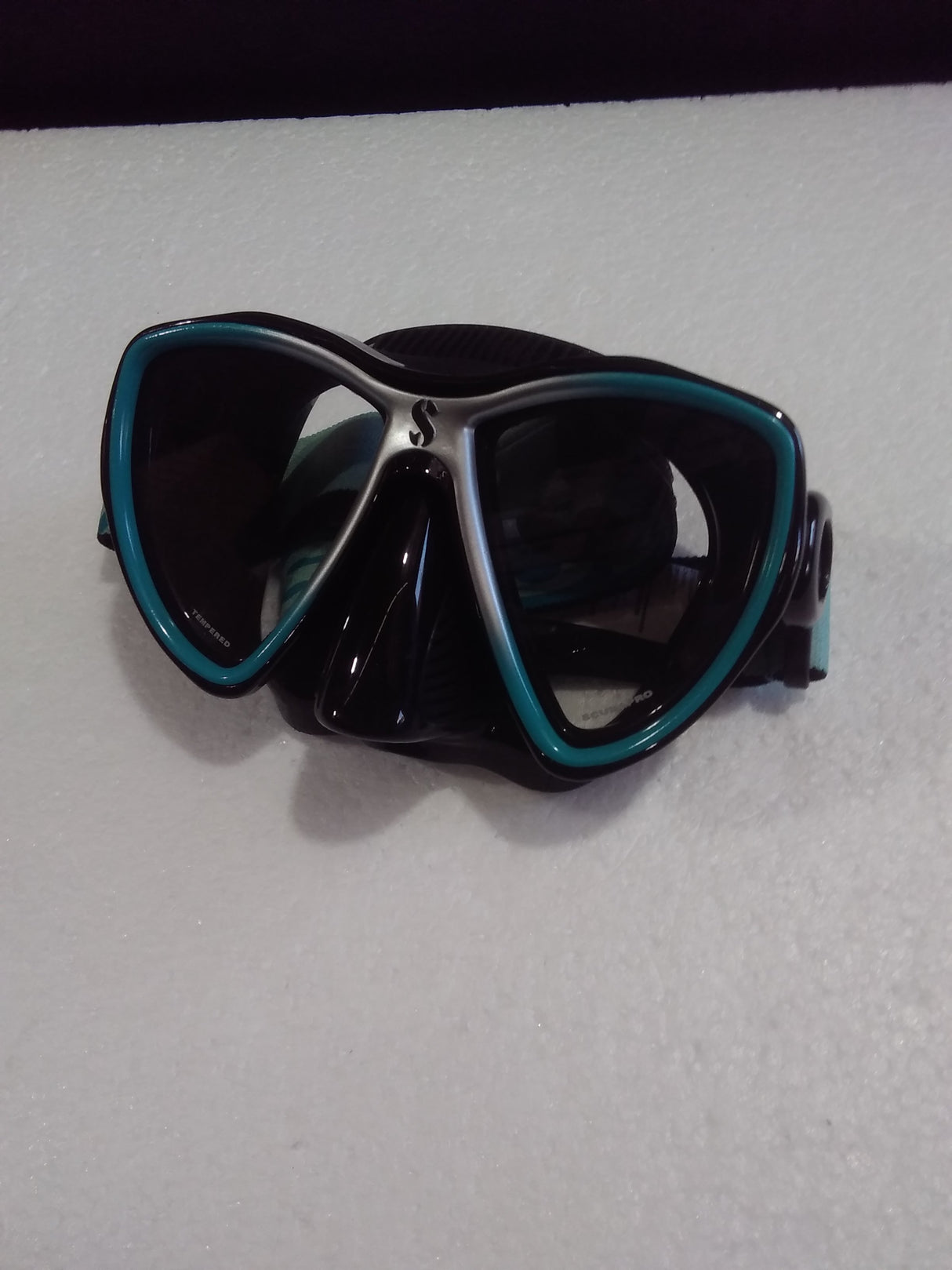Used Scubapro Synergy Mini Dive Mask W Comfort Strap-Turquoise/Silver-Black-