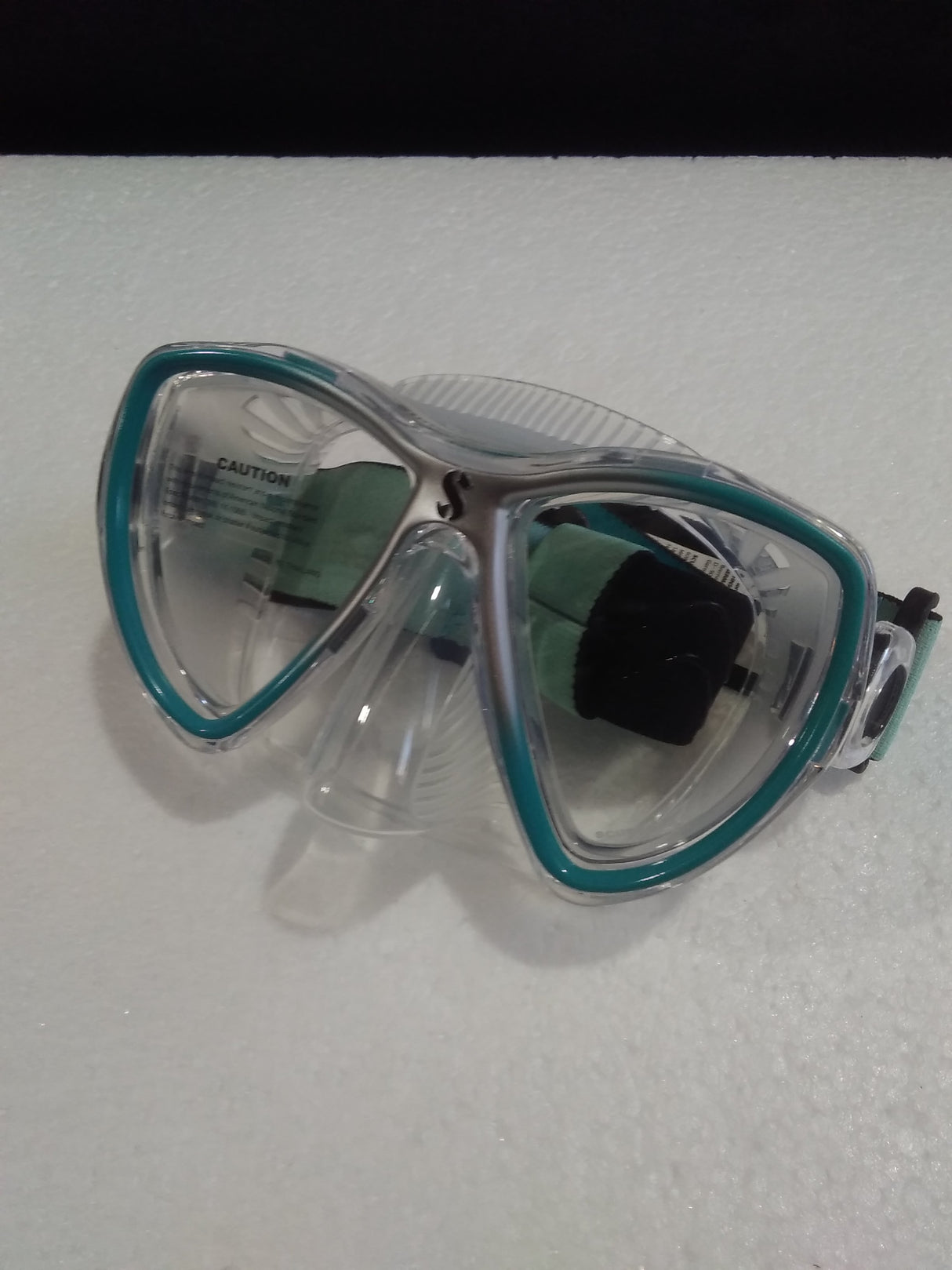 Used Scubapro Synergy Mini Dive Mask W Comfort Strap-Turquoise/Silver-Clear-