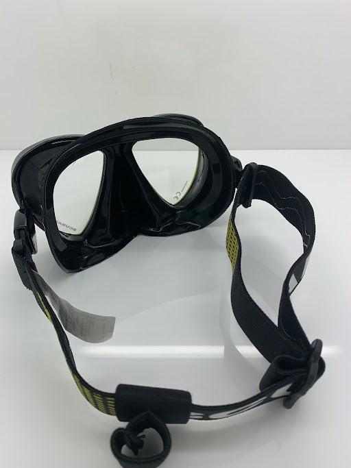 Used Scubapro Synergy Twin with Comfort Strap-