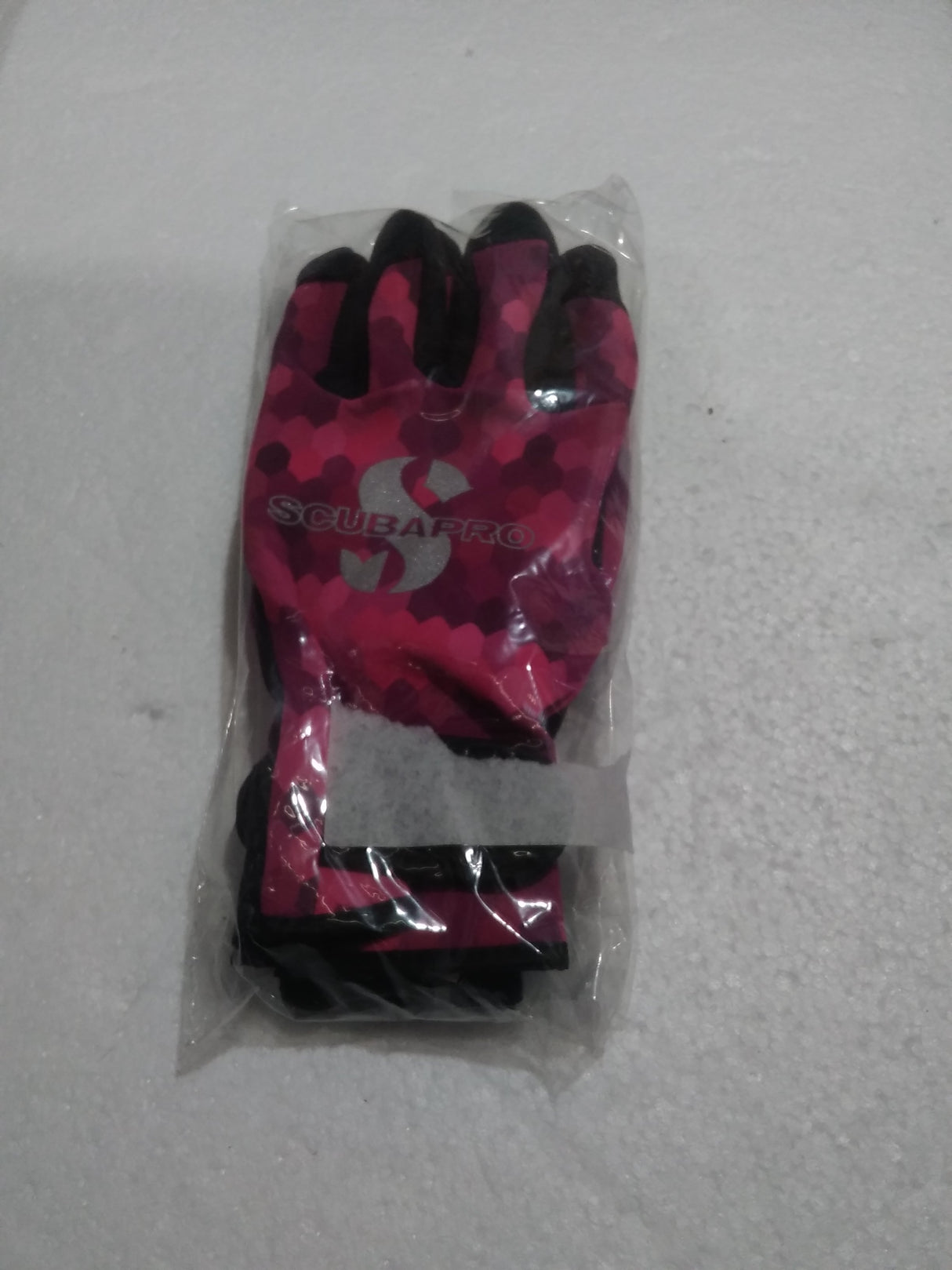 Used Scubapro Tropic 1.5mm Dive Glove-Flamingo(Pink)-M-