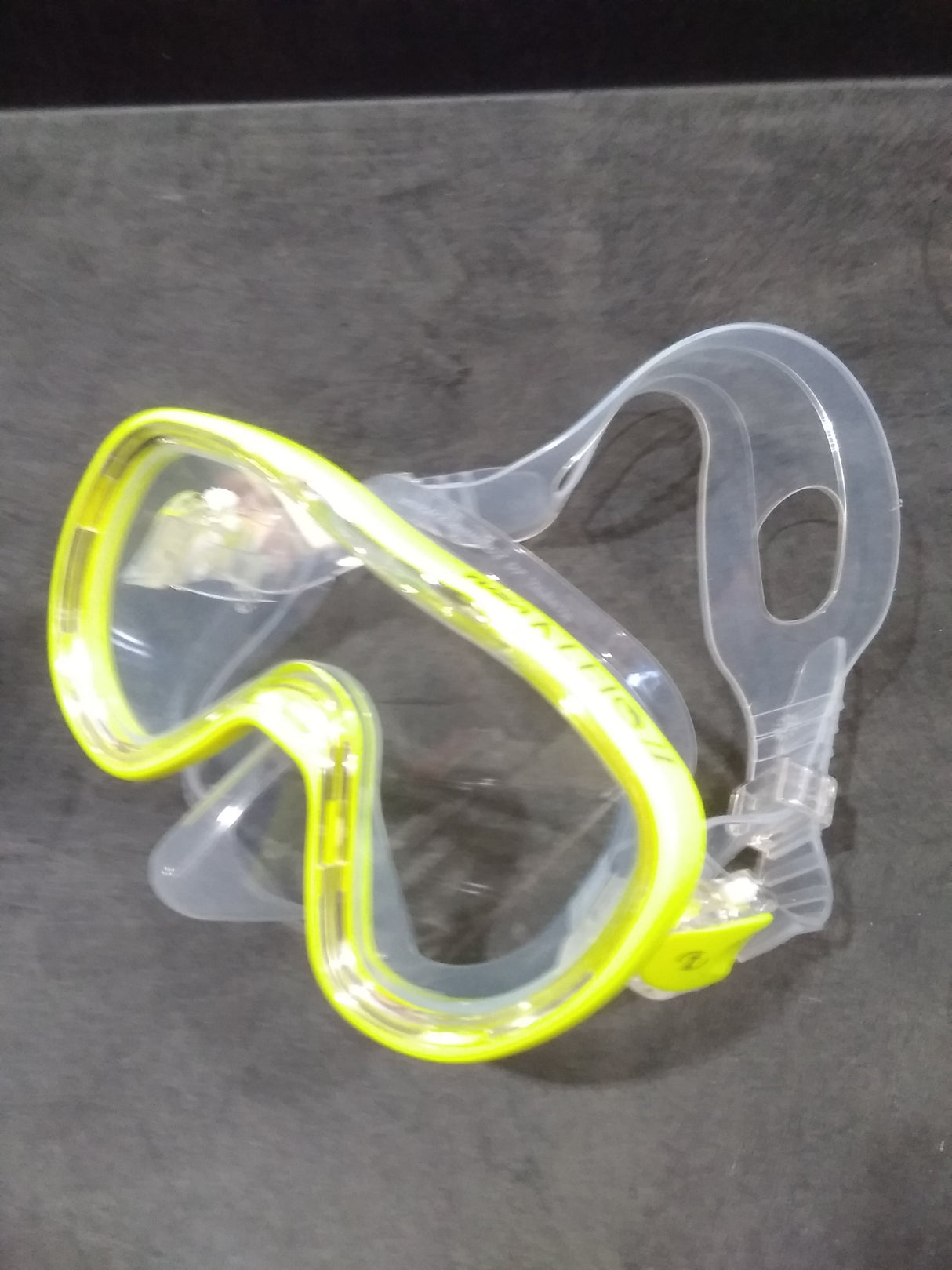Used Tusa Mini Kleio II Mask-Flash Yellow-Like New-
